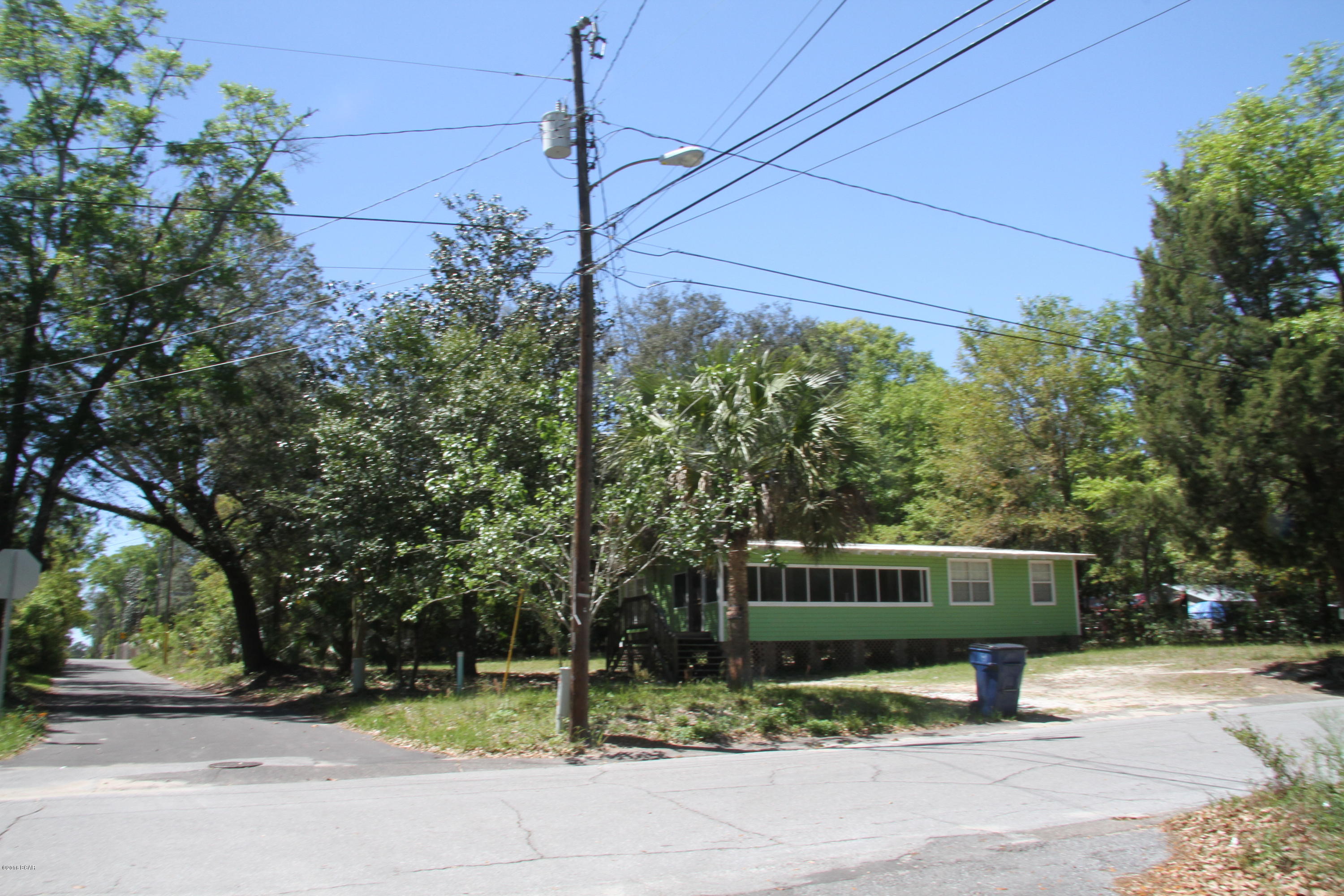 Mooretown - Land
