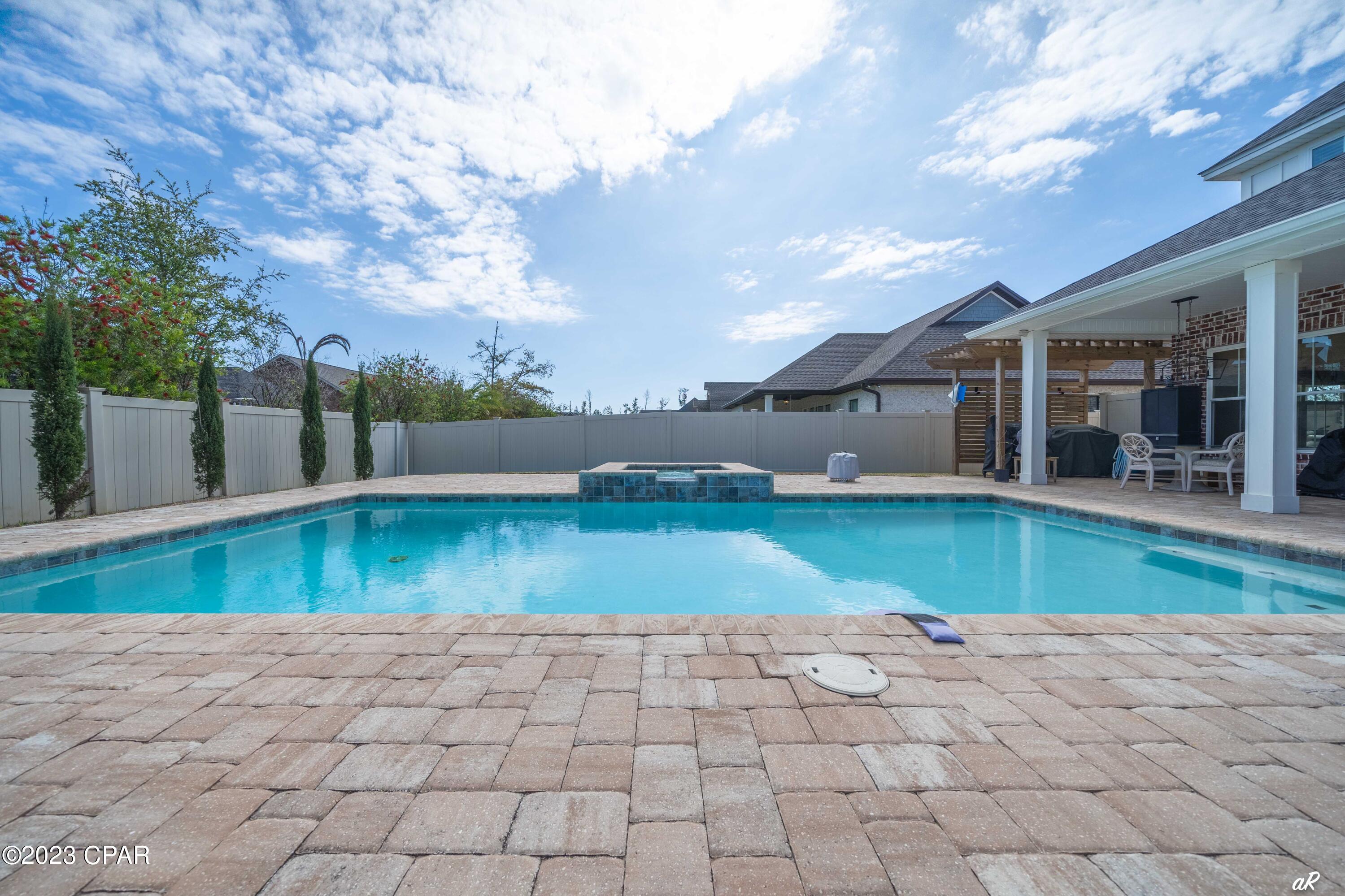 Hawks Landing - Residential