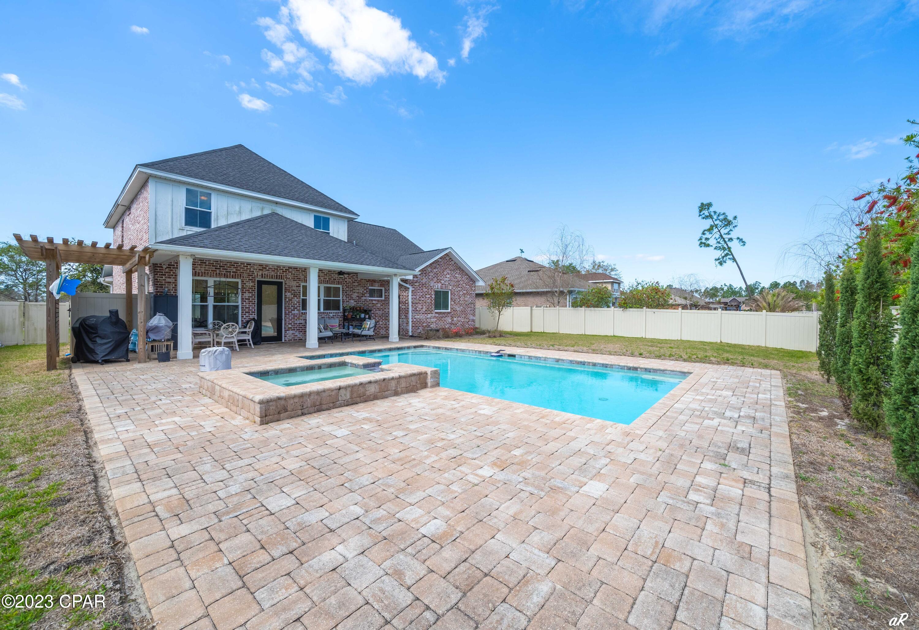 Hawks Landing - Residential