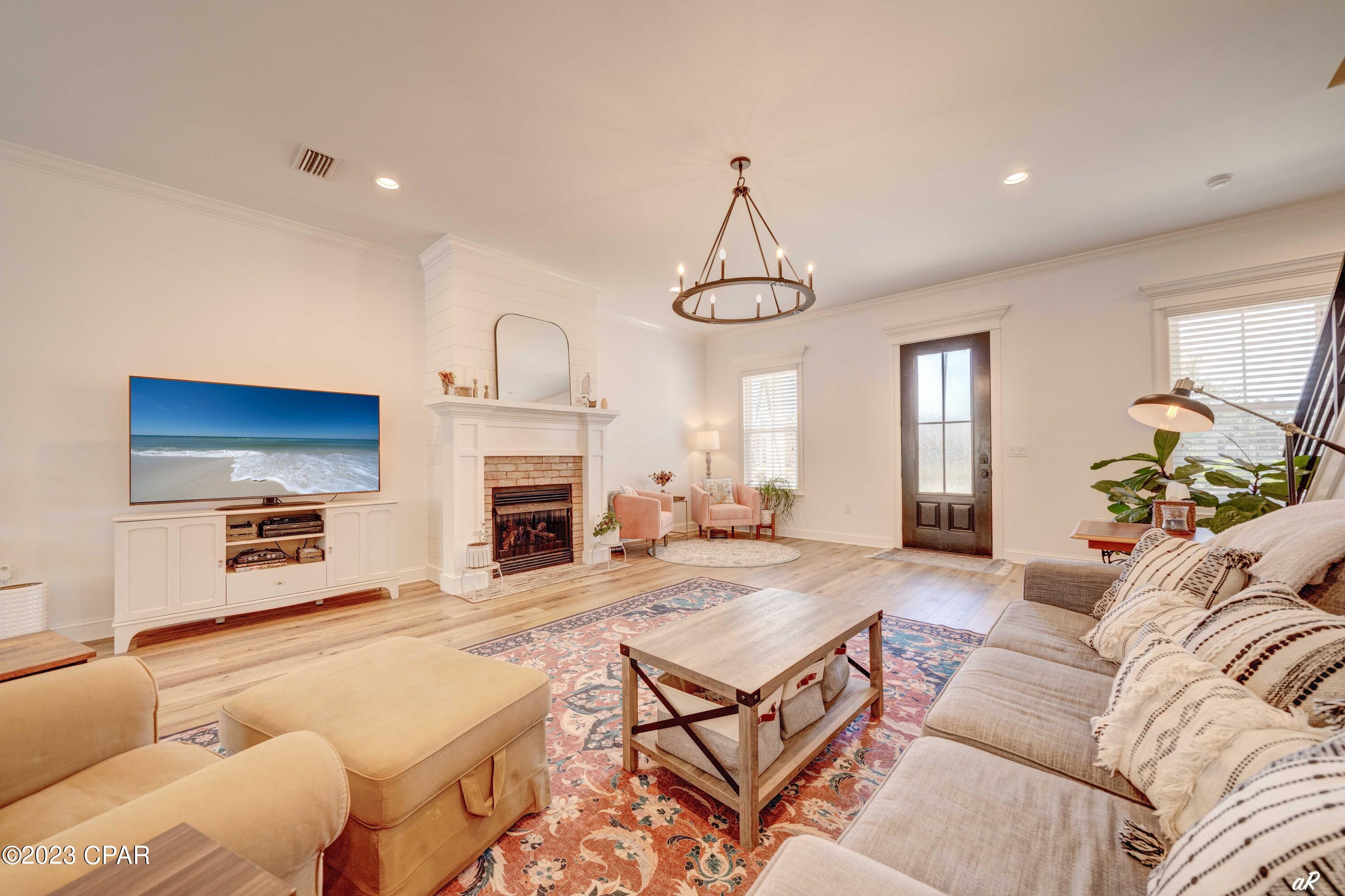 Hawks Landing - Residential
