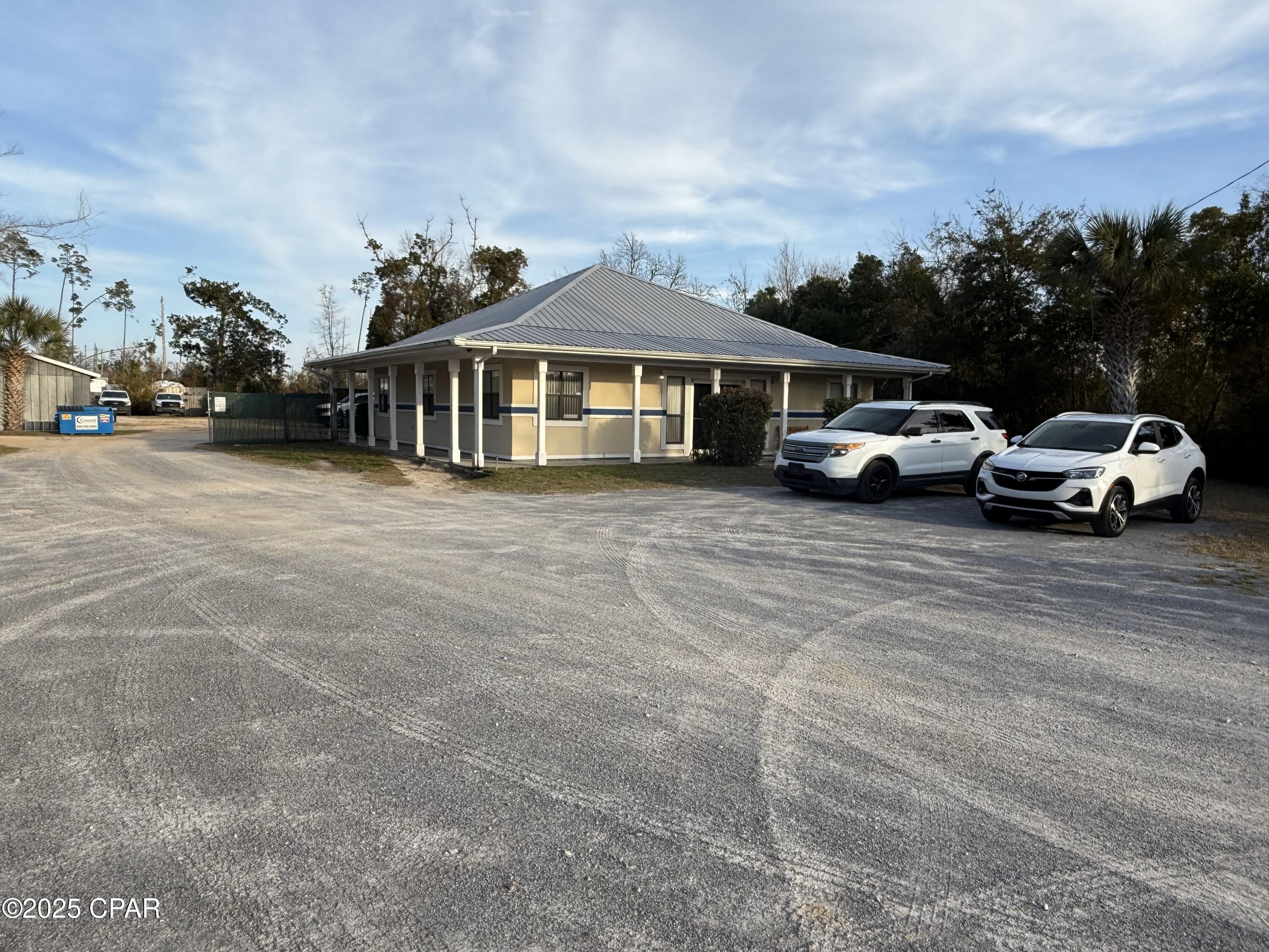 [No Recorded Subdiv] - Commercial Sale