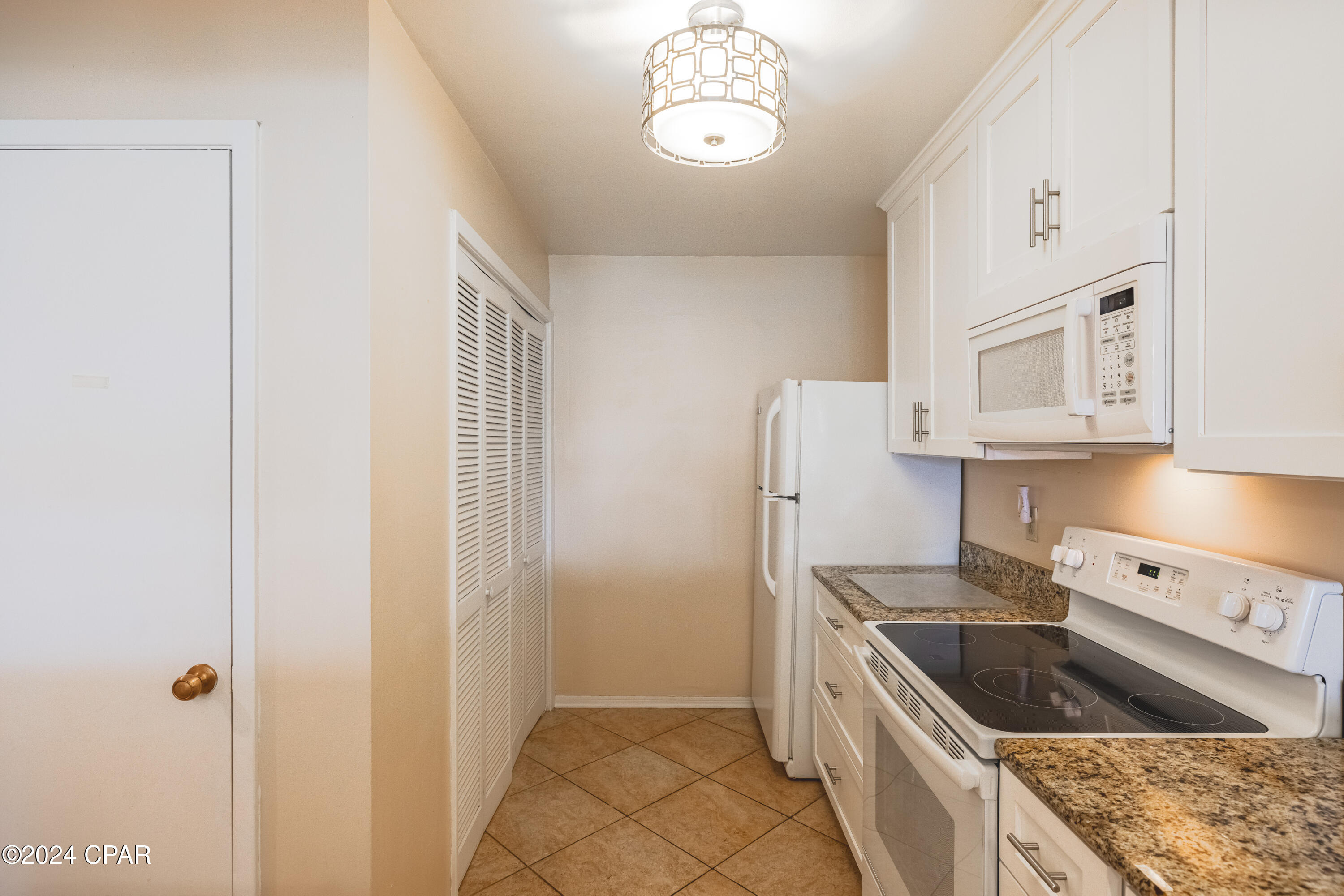Edgewater Golf Villas 6 B - Residential