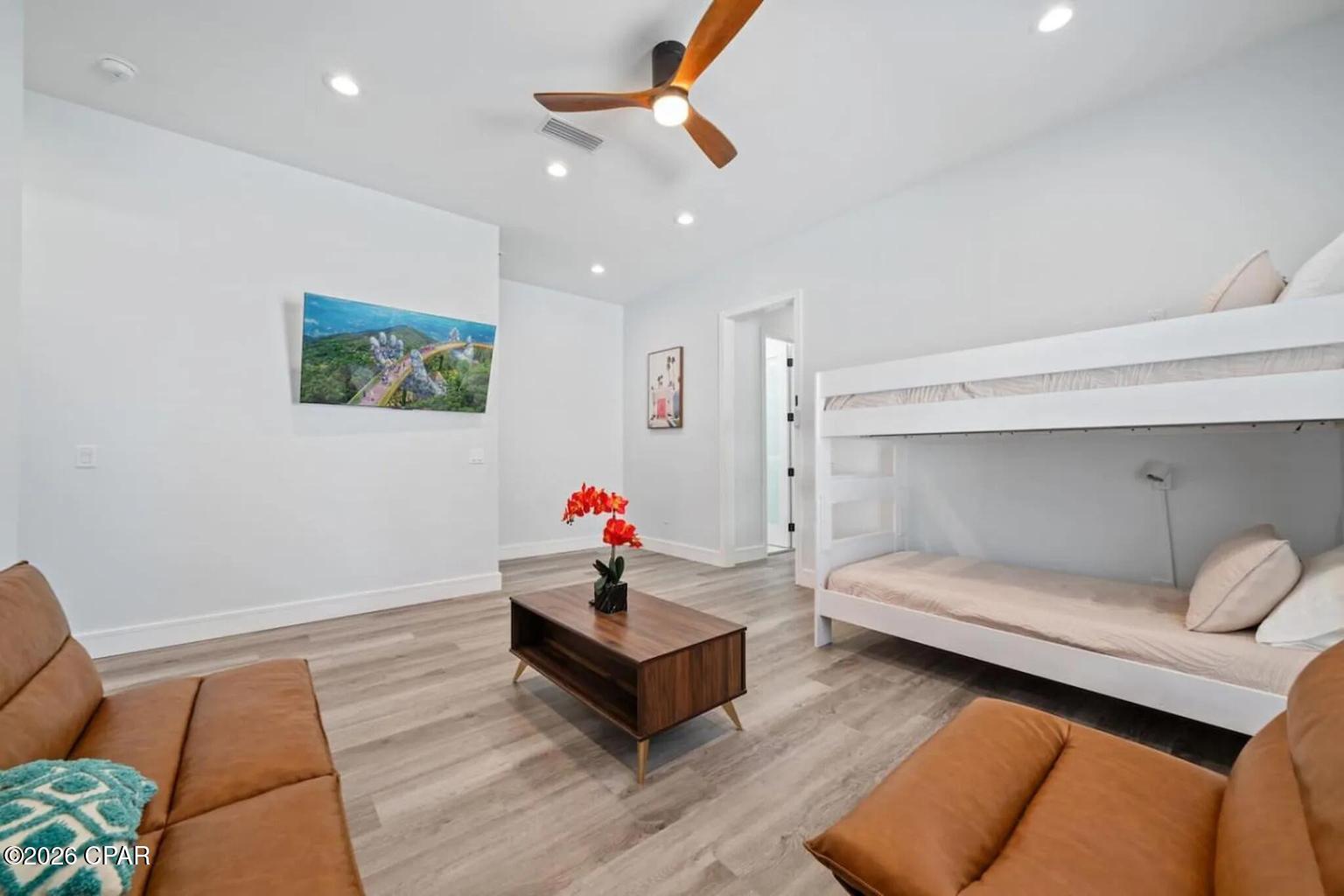El Centro Beach - Residential