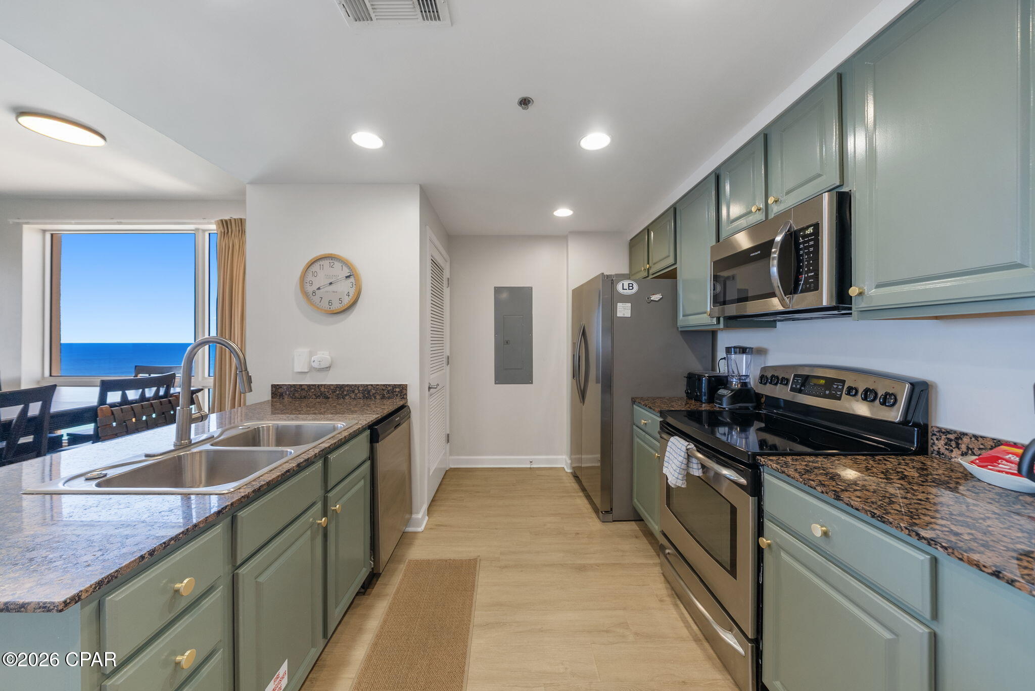 Splash Condo - Residential