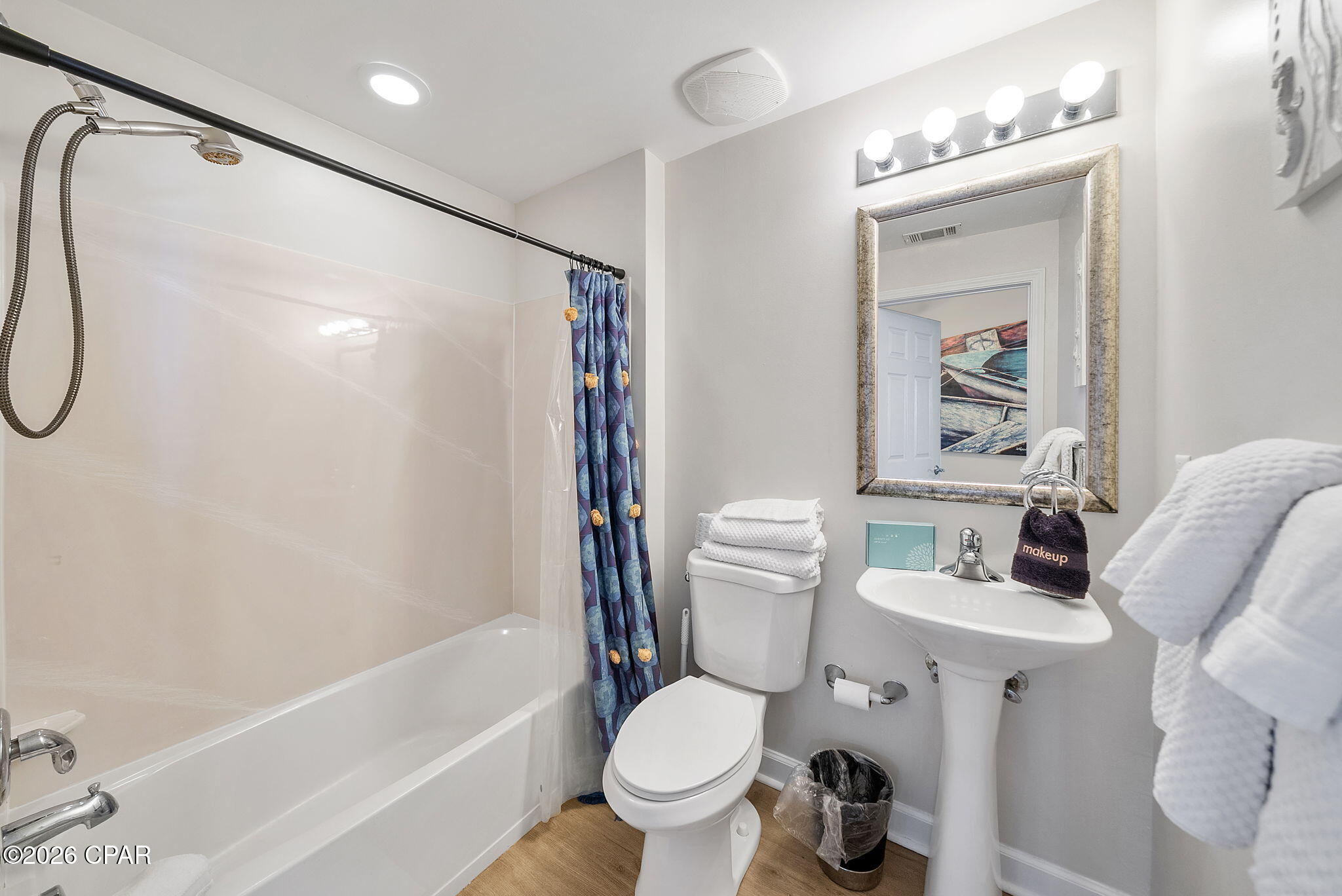 Splash Condo - Residential