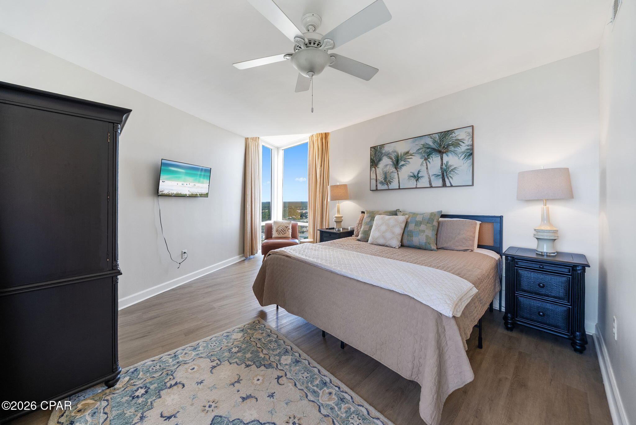 Splash Condo - Residential
