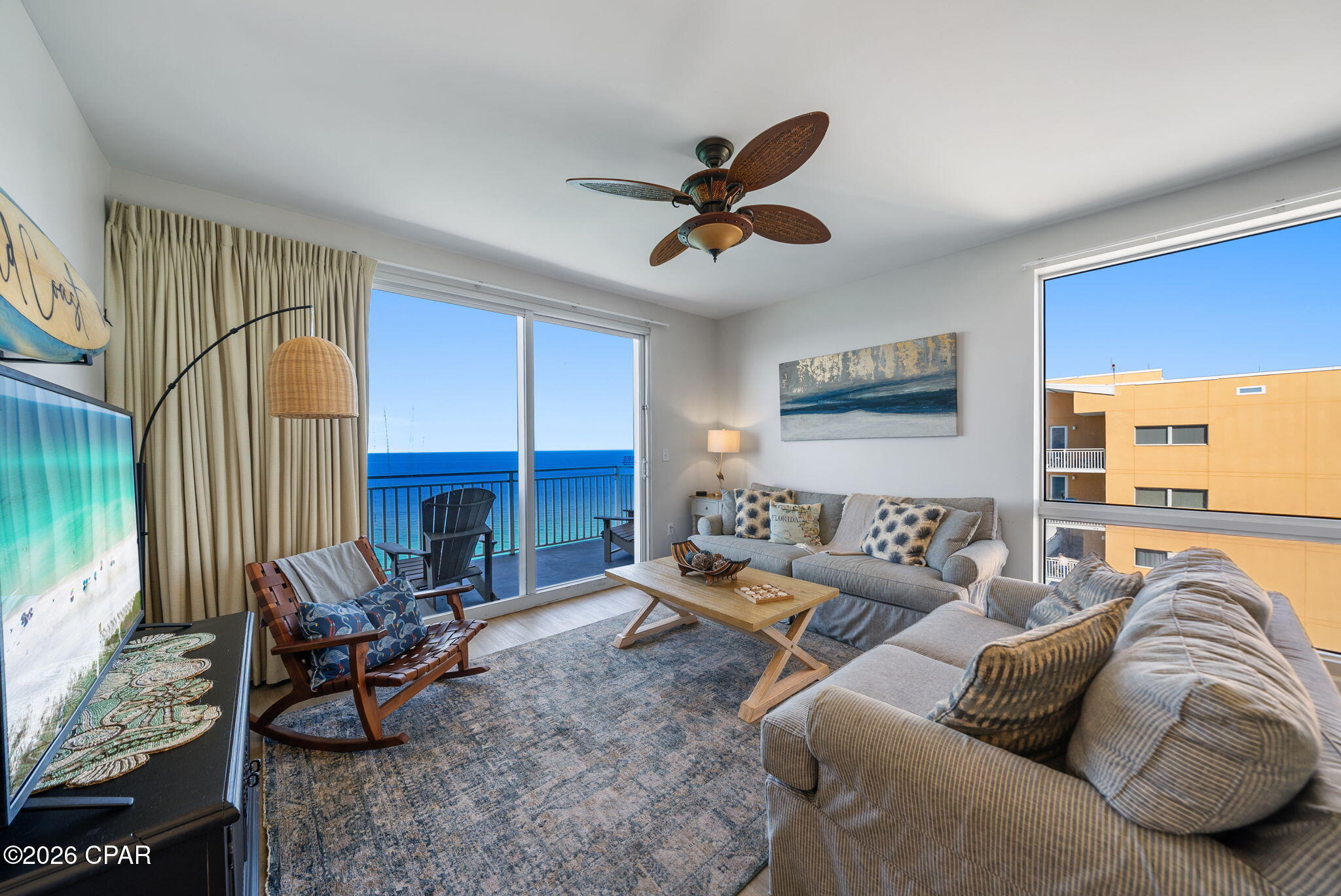 Splash Condo - Residential