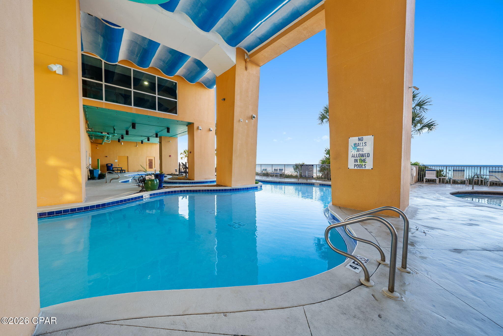 Splash Condo - Residential