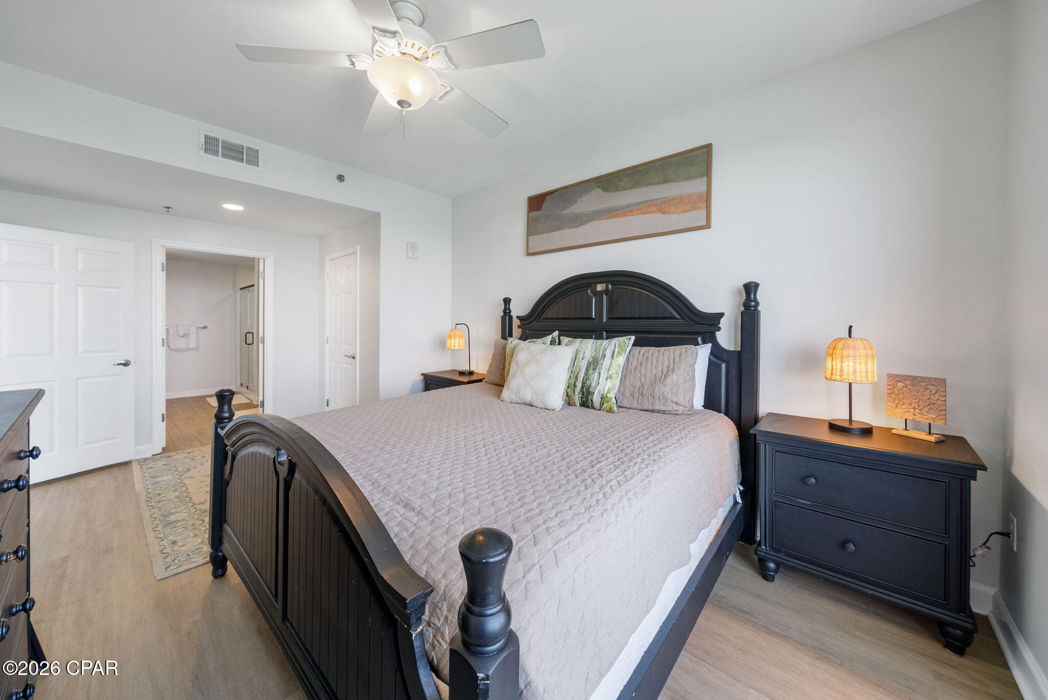 Splash Condo - Residential