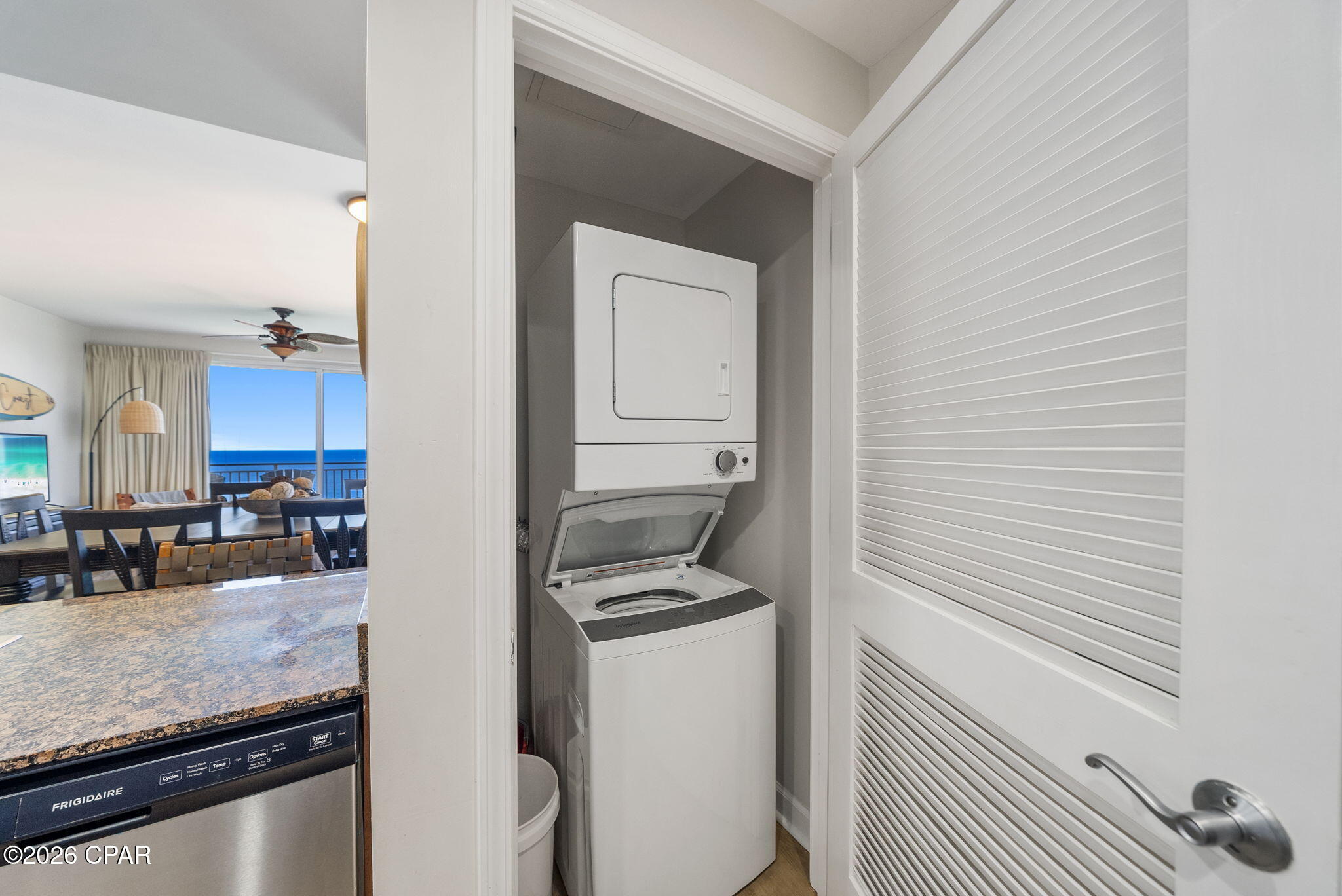 Splash Condo - Residential