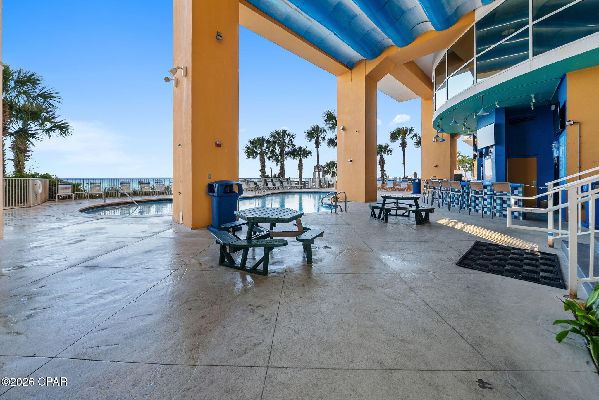 Splash Condo - Residential
