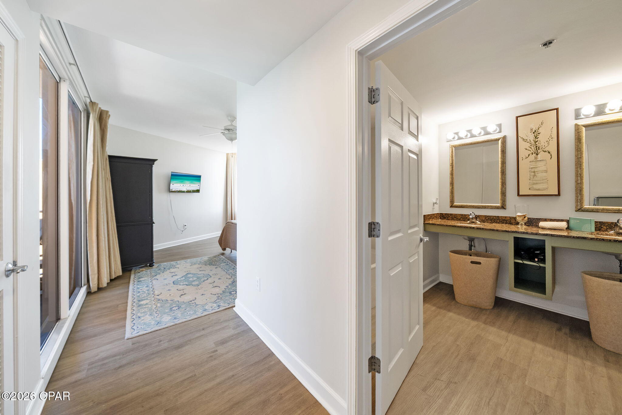 Splash Condo - Residential
