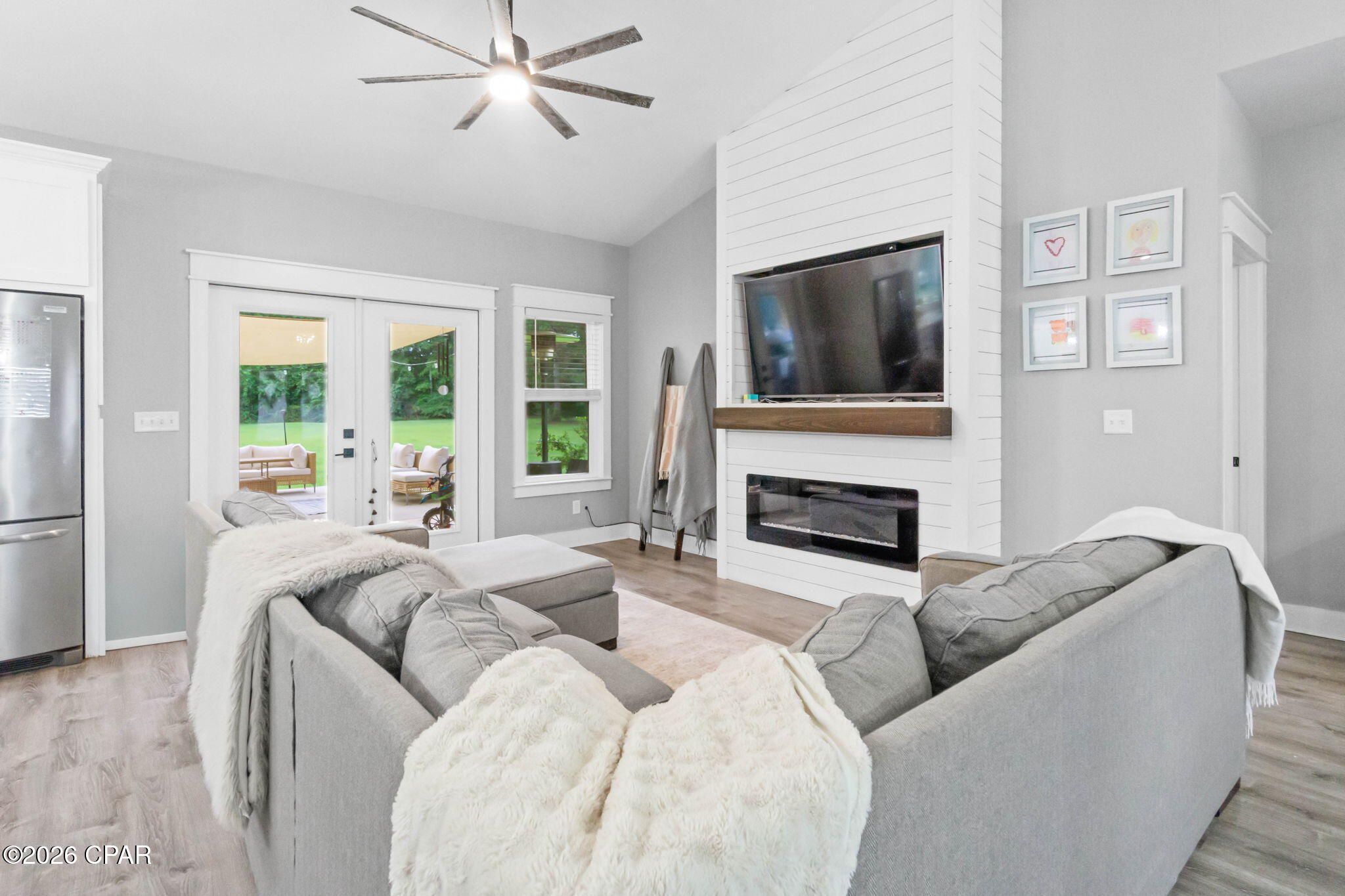Lake Pointe - Residential