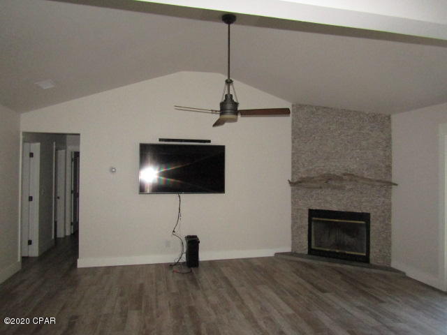 Wells, L.M. Gulf Bch - Residential Lease