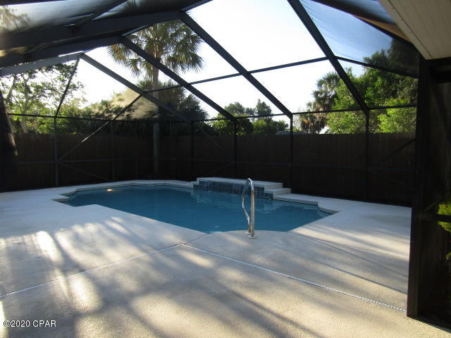 Wells, L.M. Gulf Bch - Residential Lease