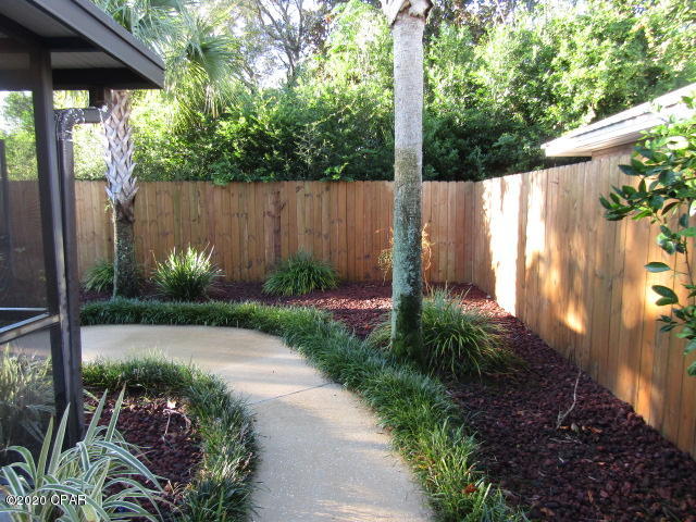 Wells, L.M. Gulf Bch - Residential Lease