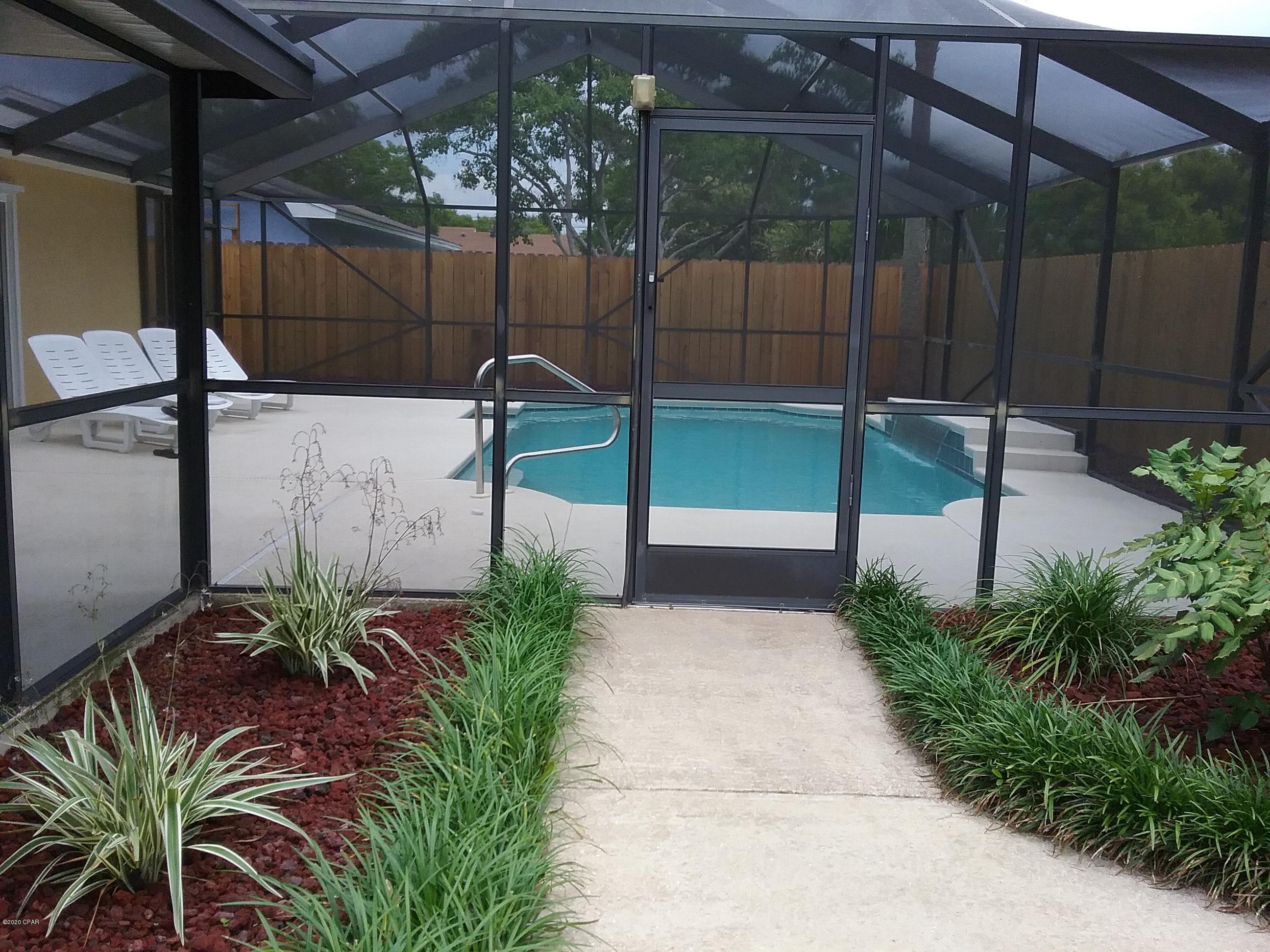 Wells, L.M. Gulf Bch - Residential Lease