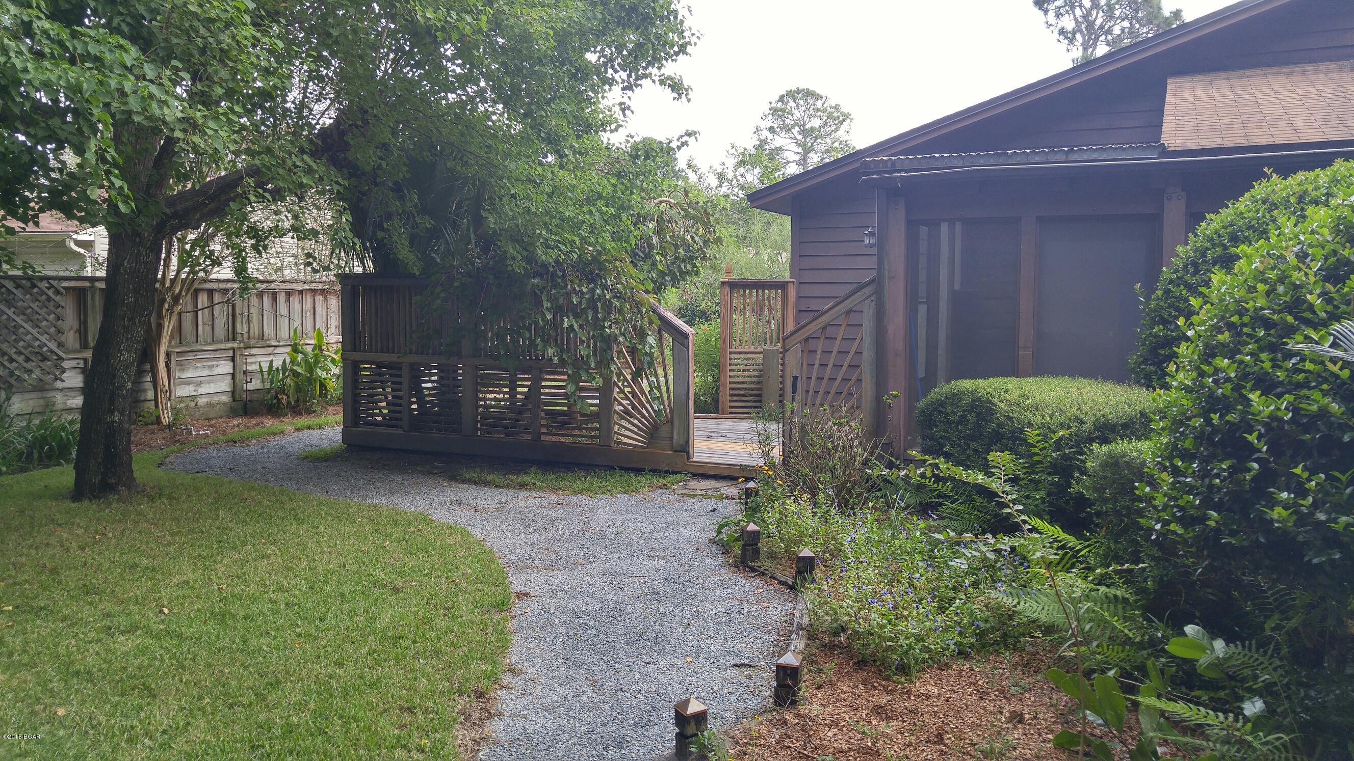 Venetian Villa 1st Add Replat - Residential