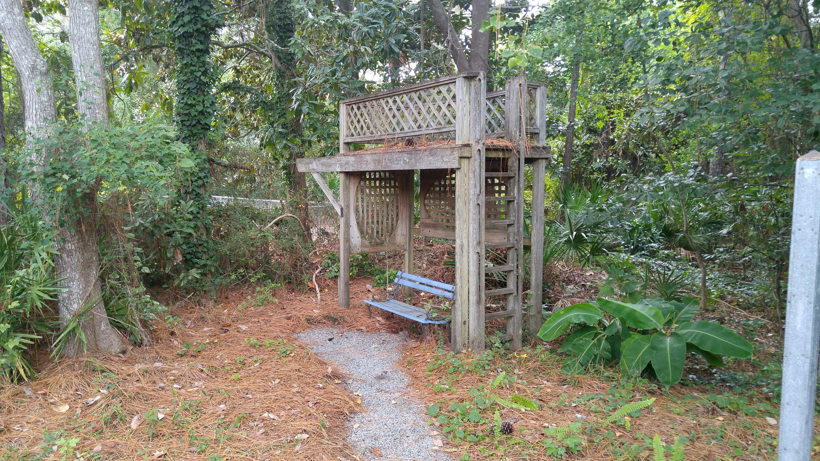 Venetian Villa 1st Add Replat - Residential