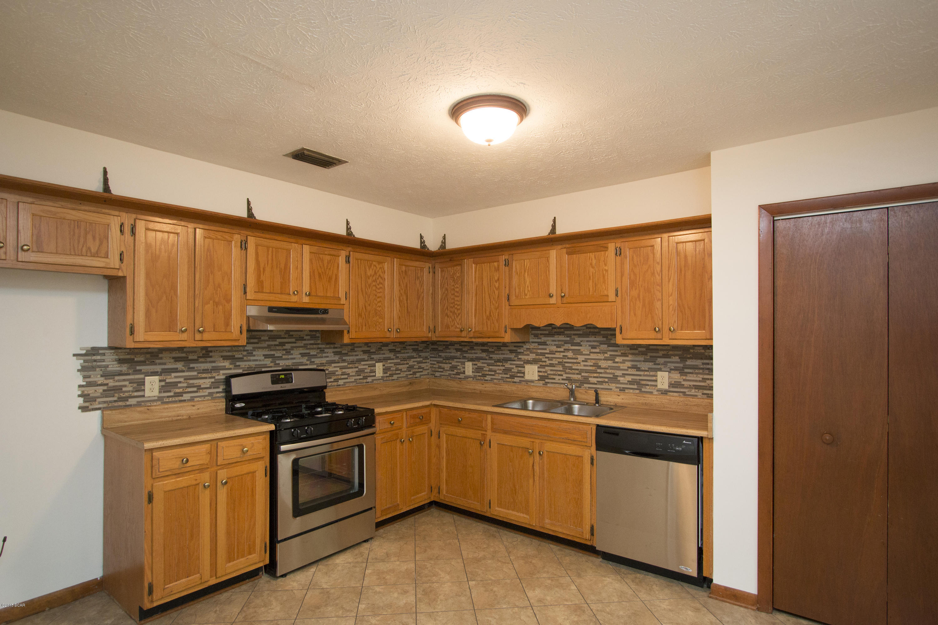 Venetian Villa 1st Add Replat - Residential
