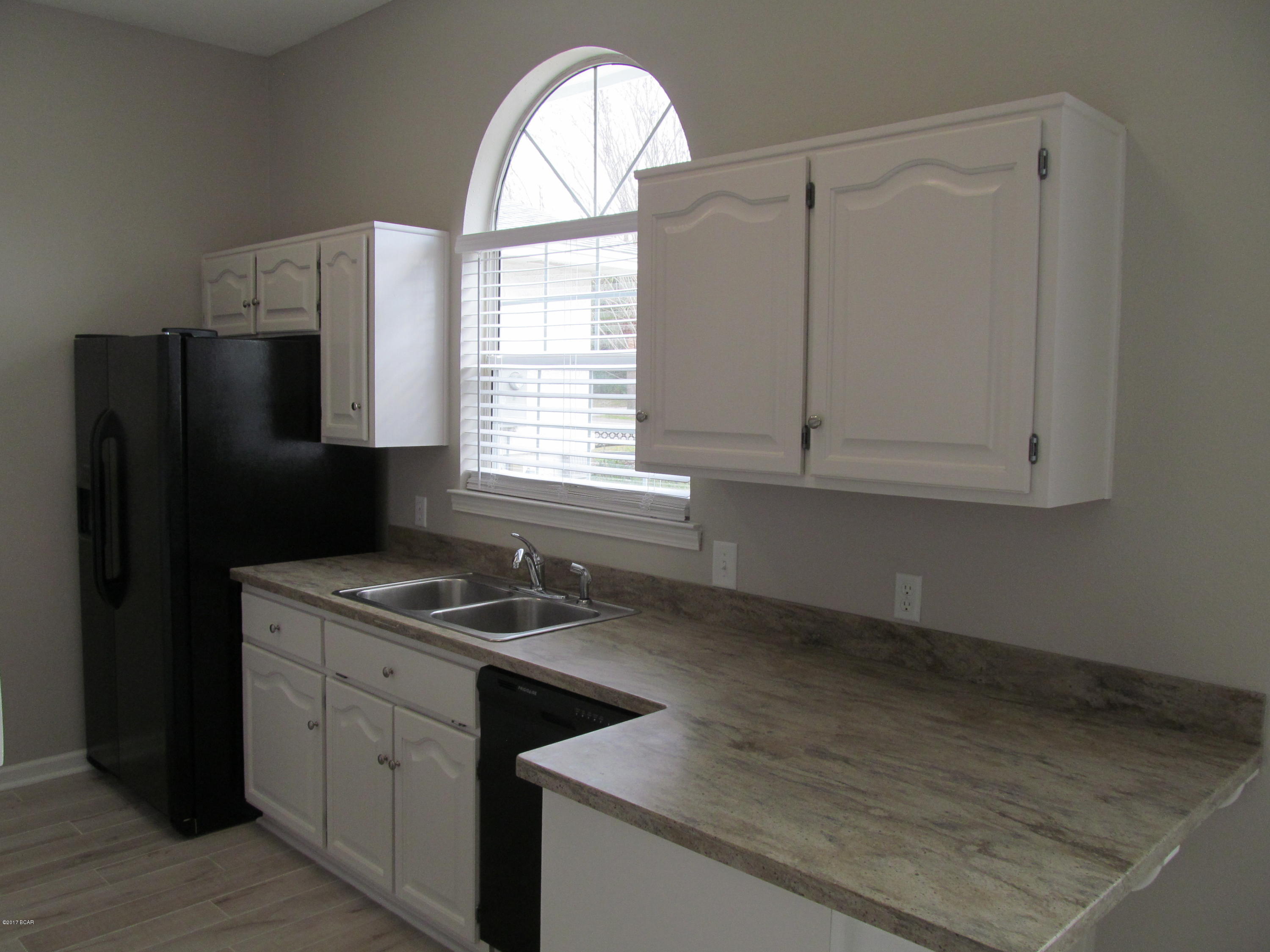 Seaclusion Beach - Residential Lease
