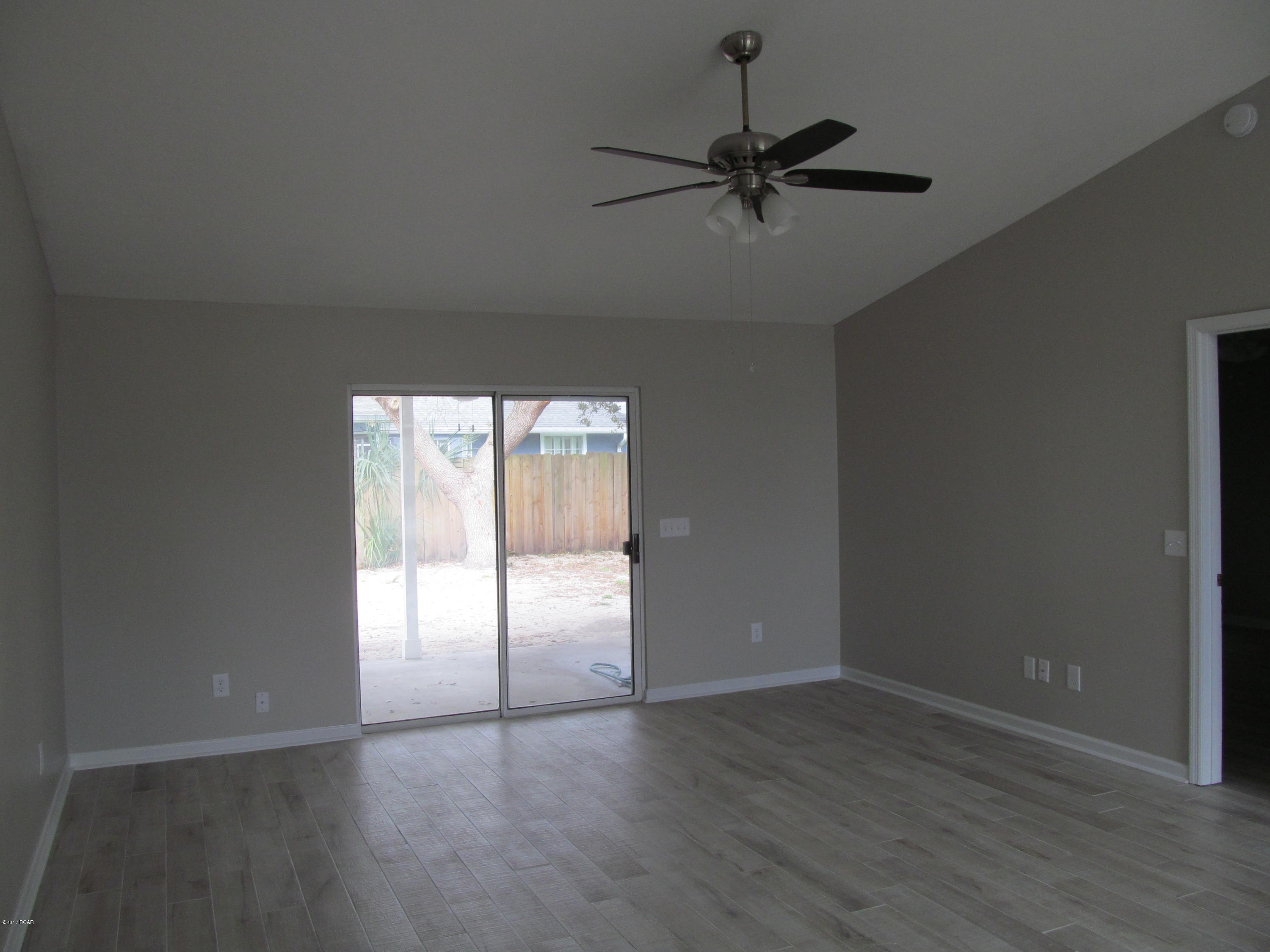 Seaclusion Beach - Residential Lease