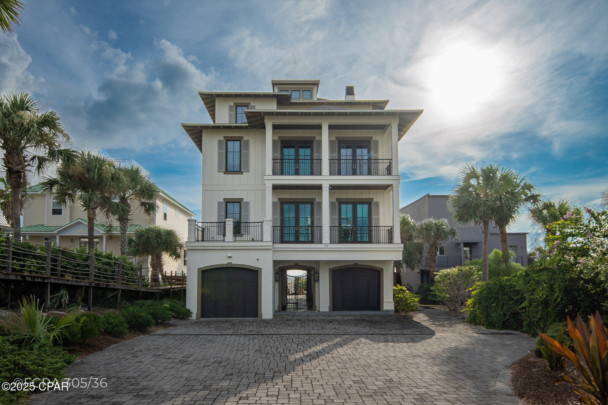 Dolphin Beach - Residential
