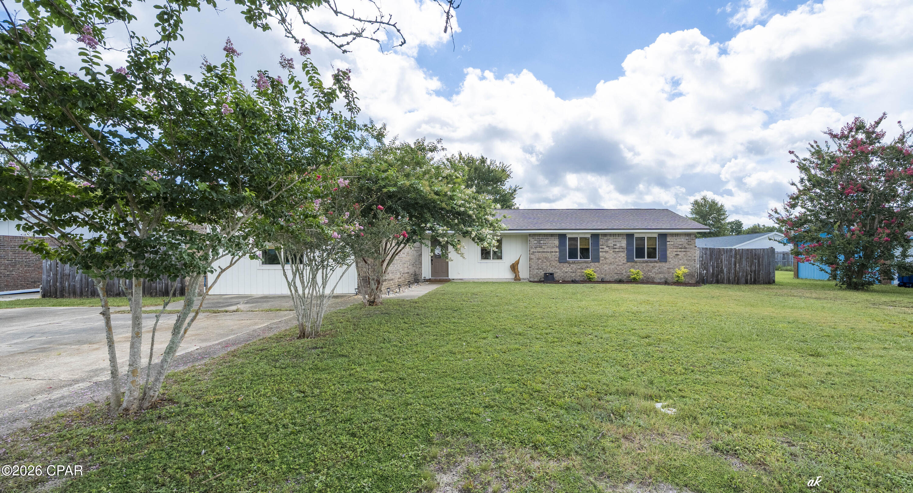 Venetian Villa 1st Add Replat - Residential