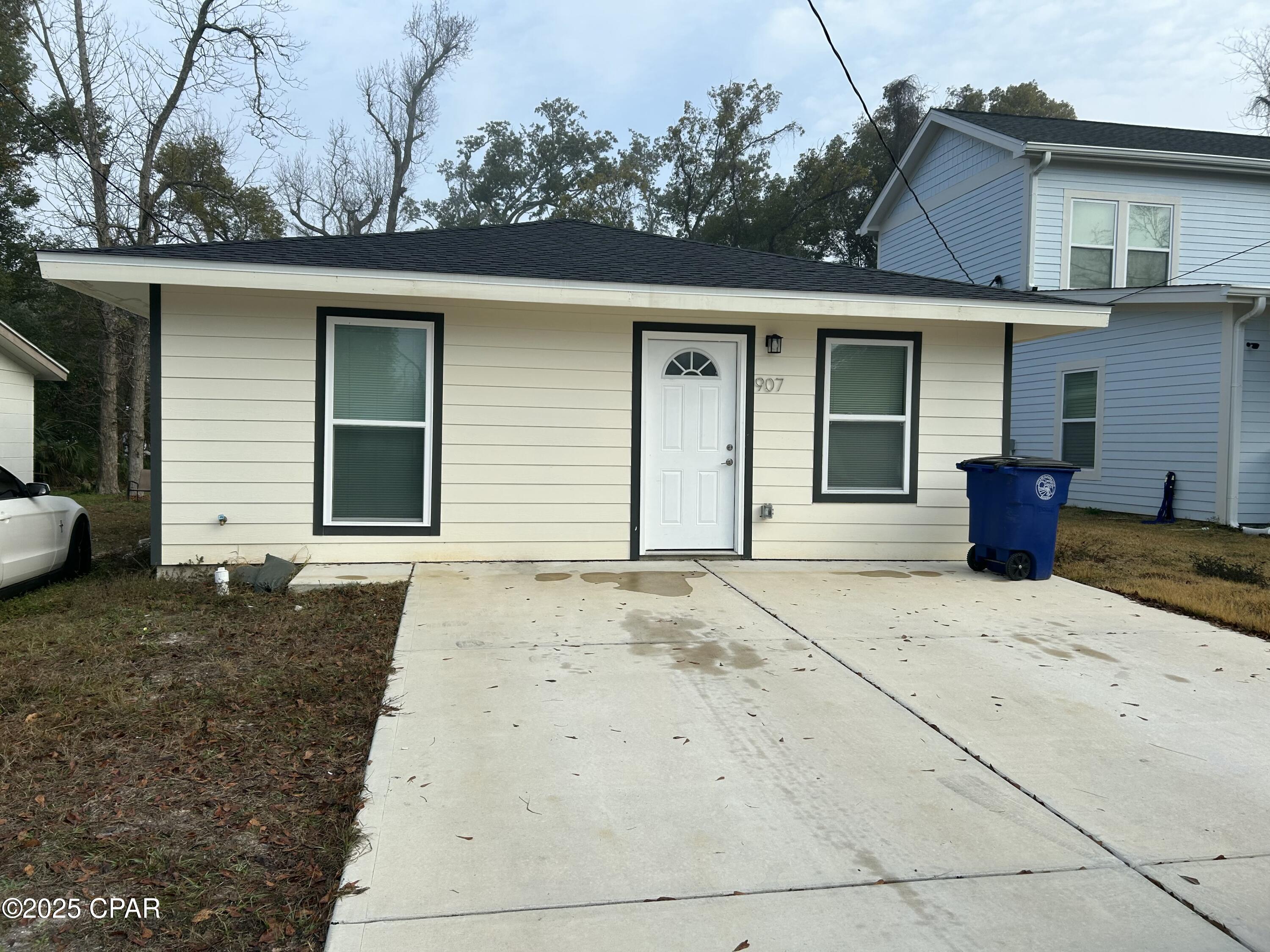 [No Recorded Subdiv] - Residential Lease