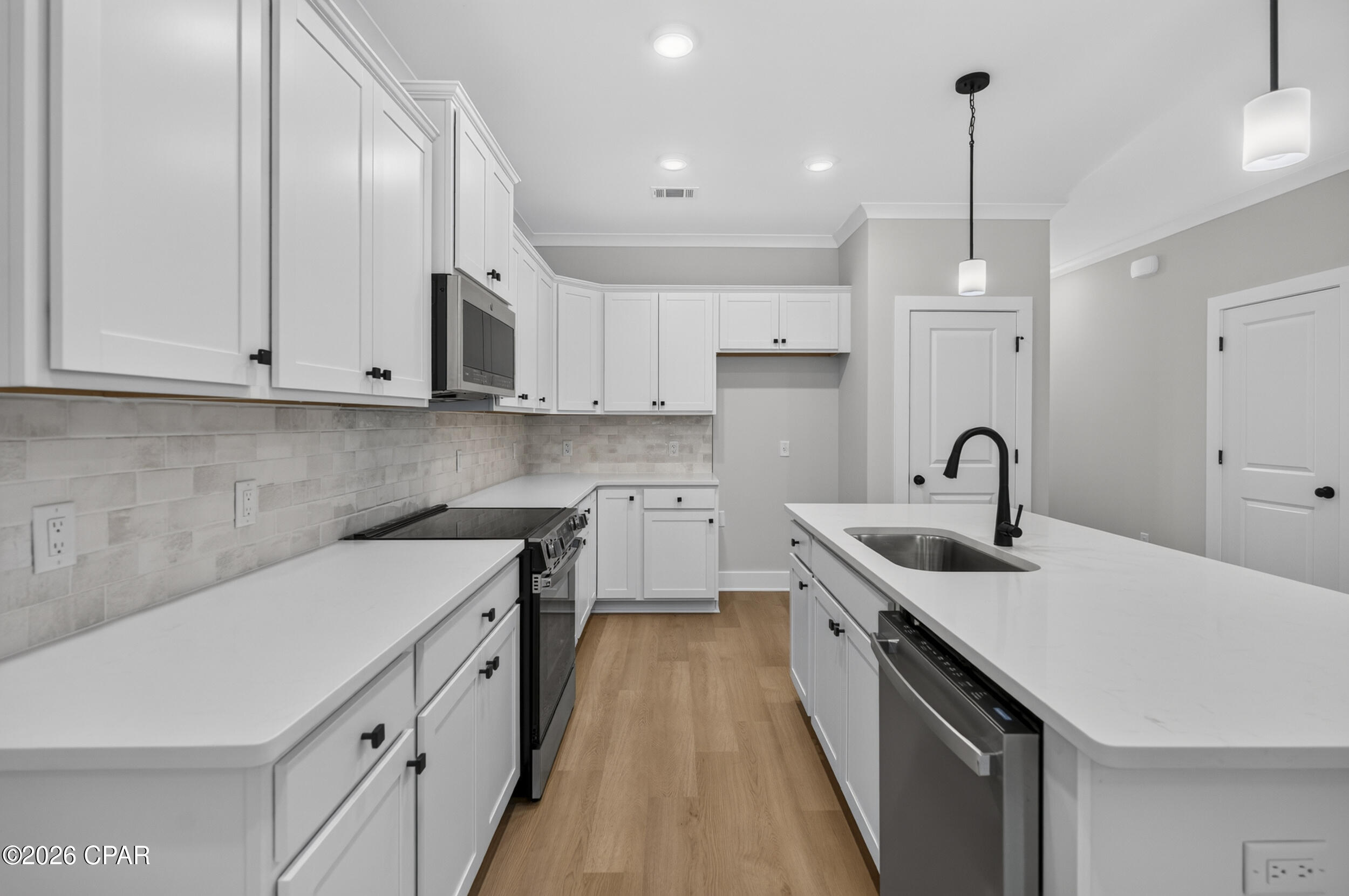 Colonial Landing - Residential