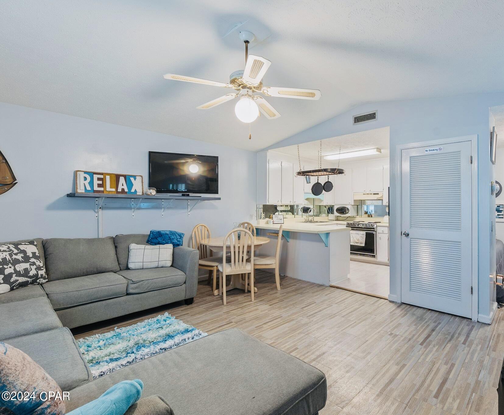 Horizon South Townhouses - Residential