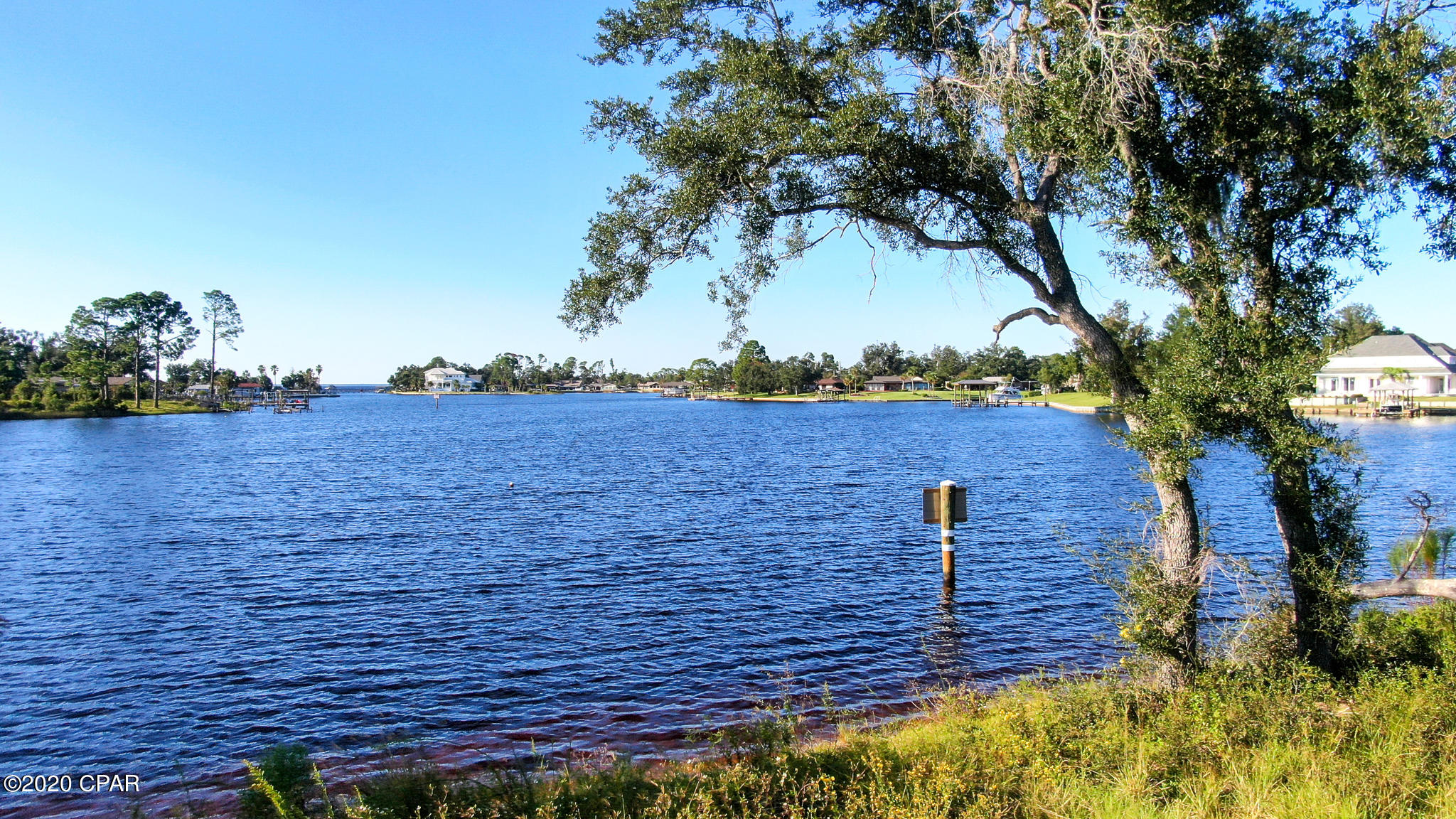 Kings Point - Land