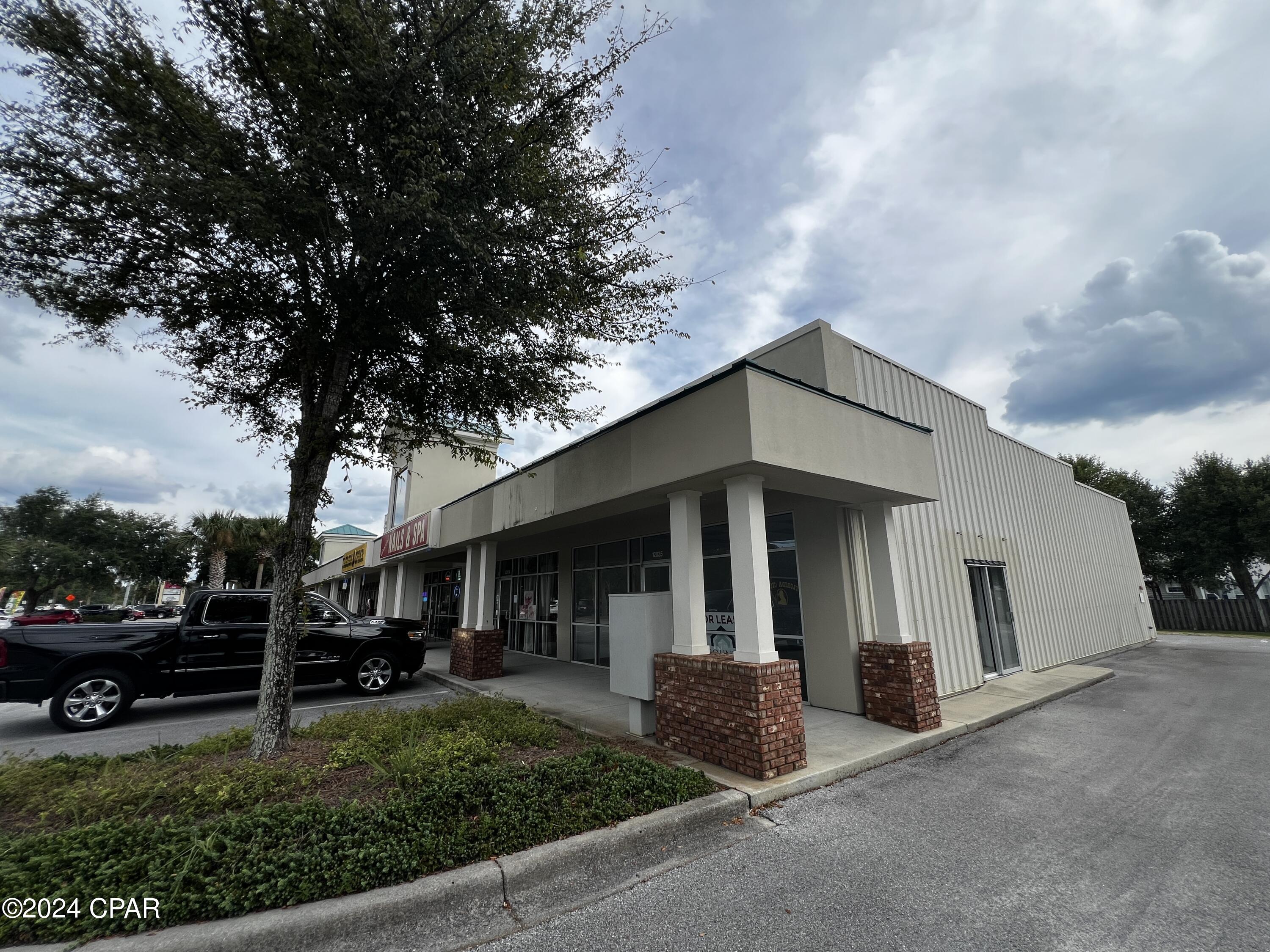 Lyndell Commercial Park - Commercial Lease