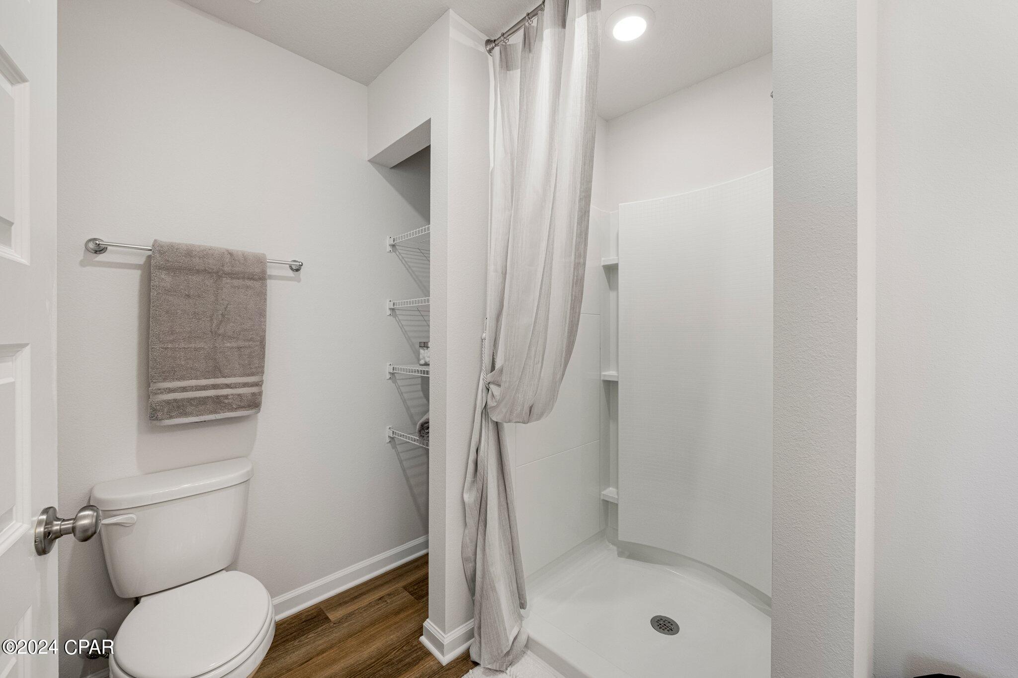 Jakes Landing - Residential