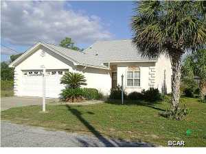 Fully furnished home only on house from the beach! Split bedroom plan, breakfast bar, cathedral ceiling, in-ground pool that is screened, 2-car garage, and sprinkler system. Pool and yard maintenance included.