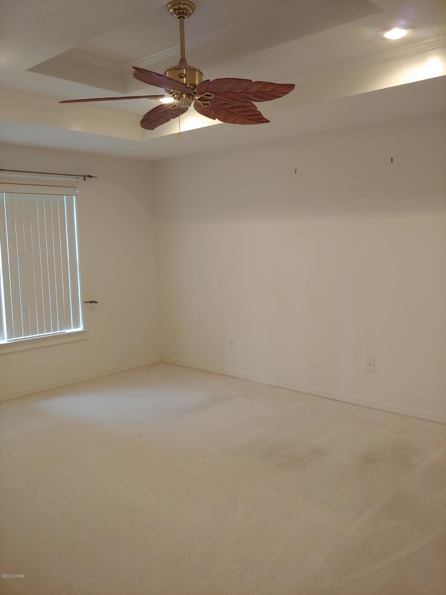 Floridian Place - Residential Lease