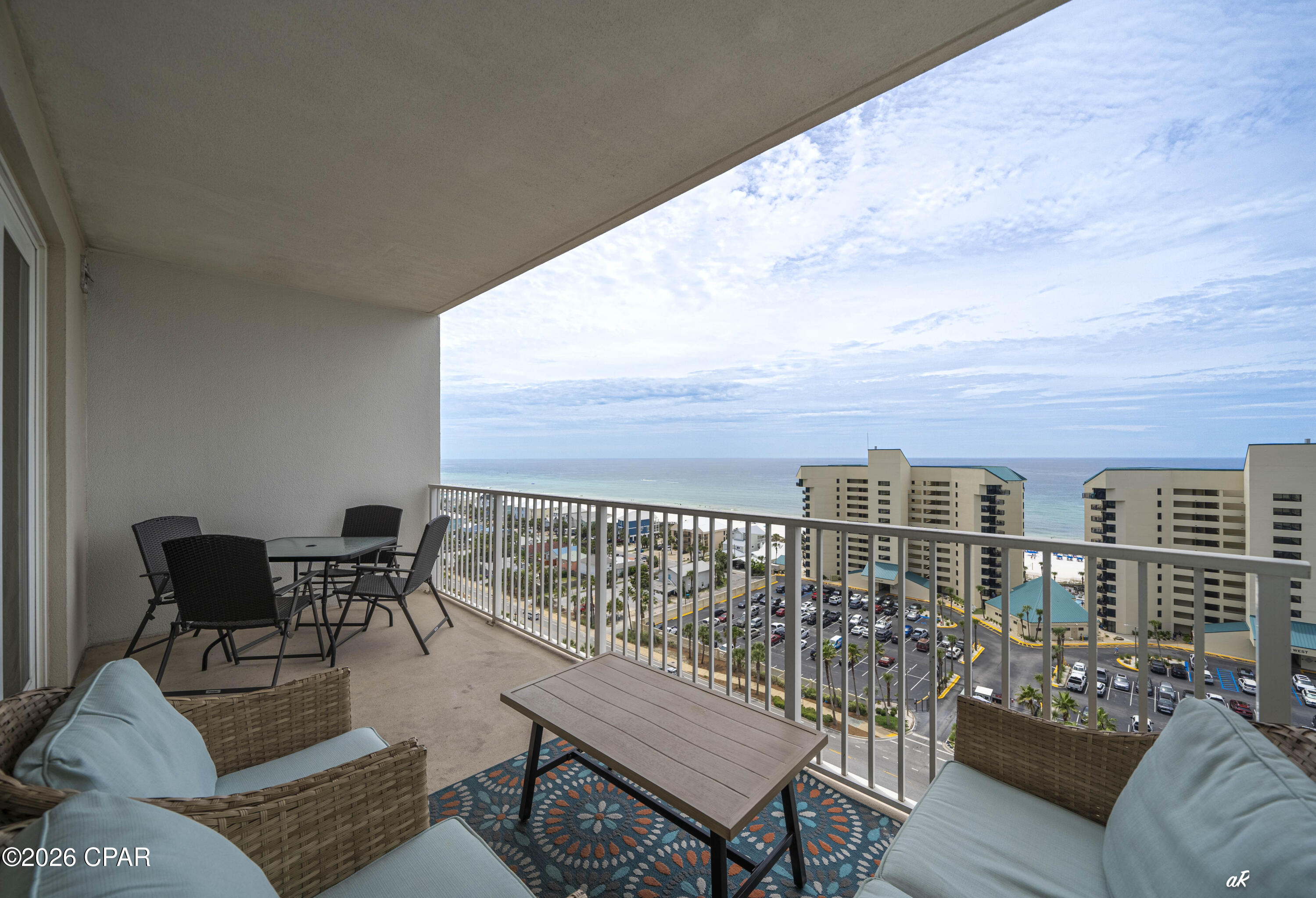 Laketown Wharf - Residential