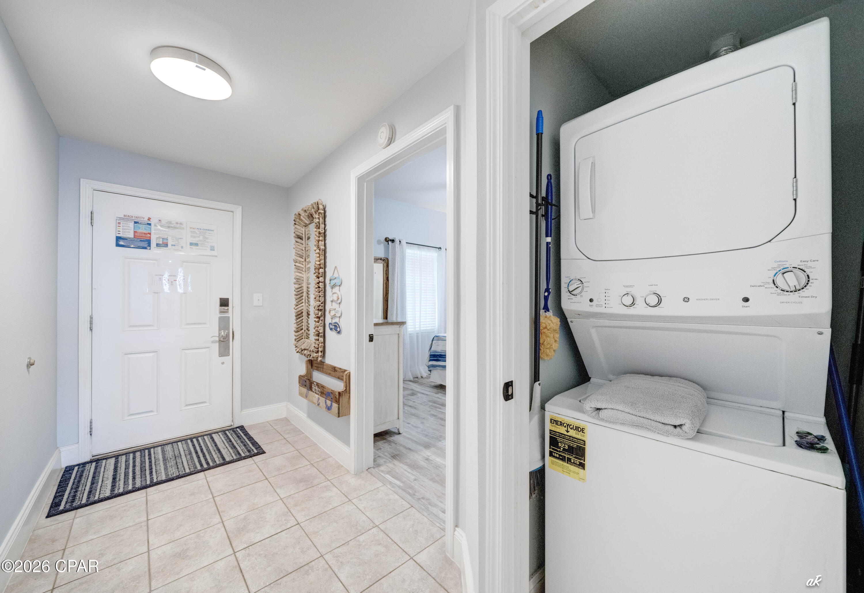 Laketown Wharf - Residential