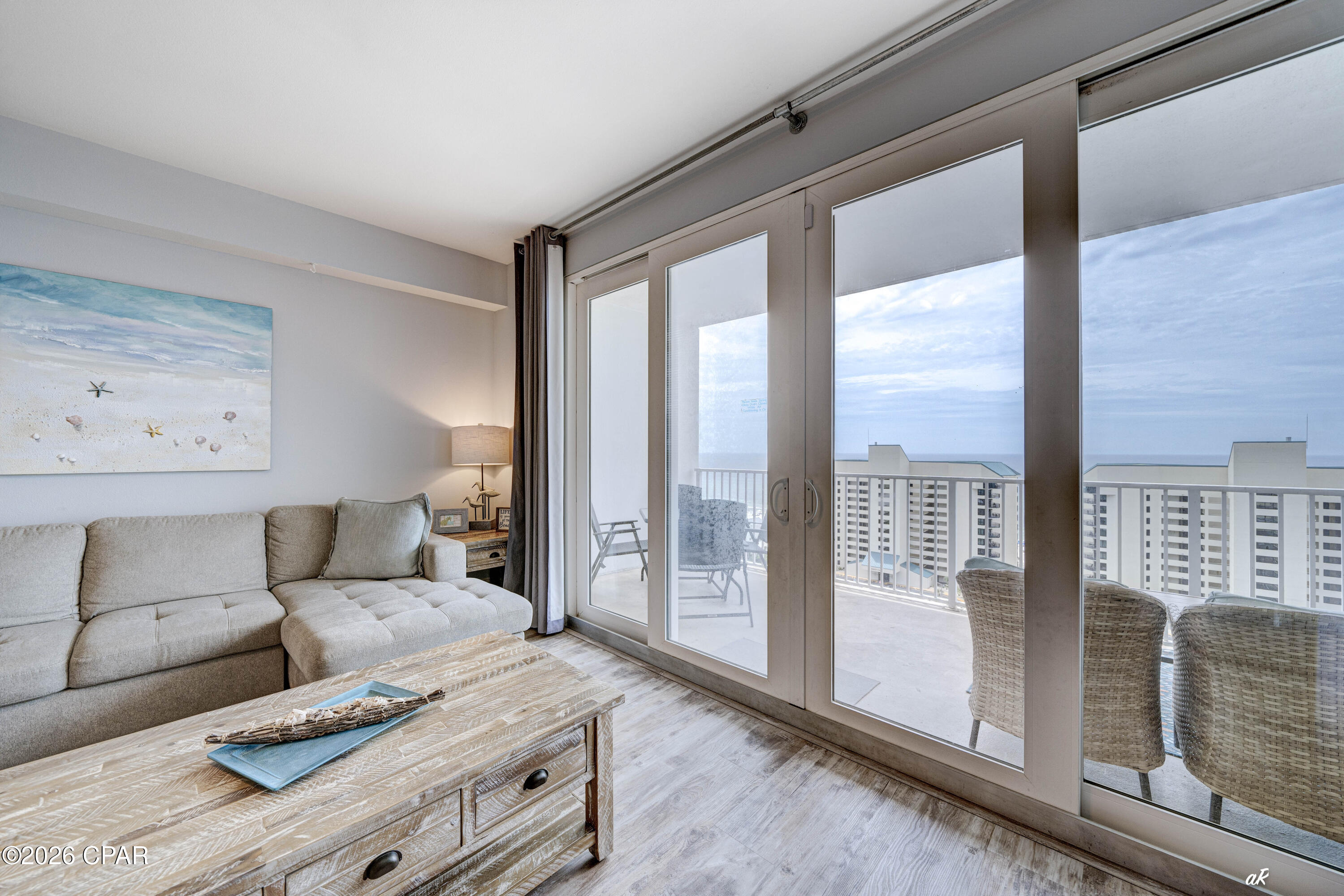Laketown Wharf - Residential