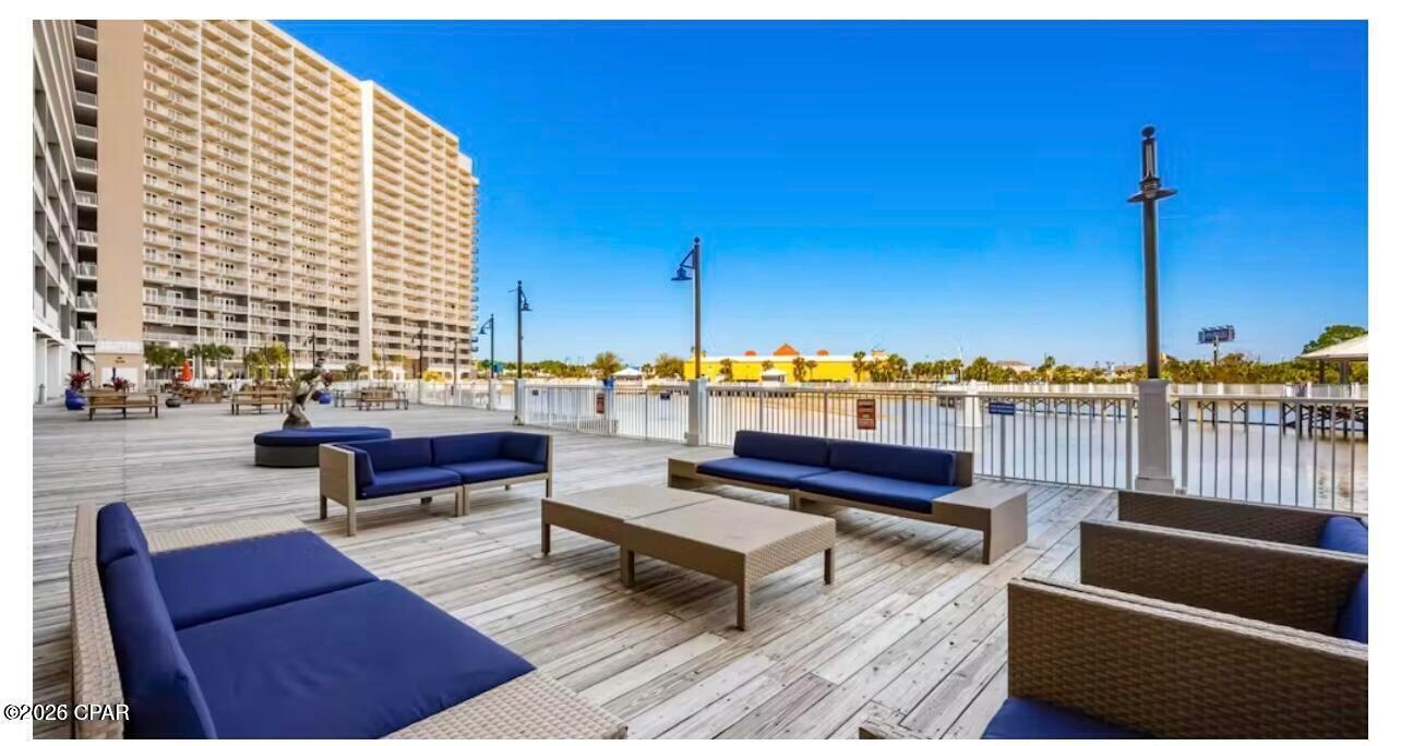 Laketown Wharf - Residential