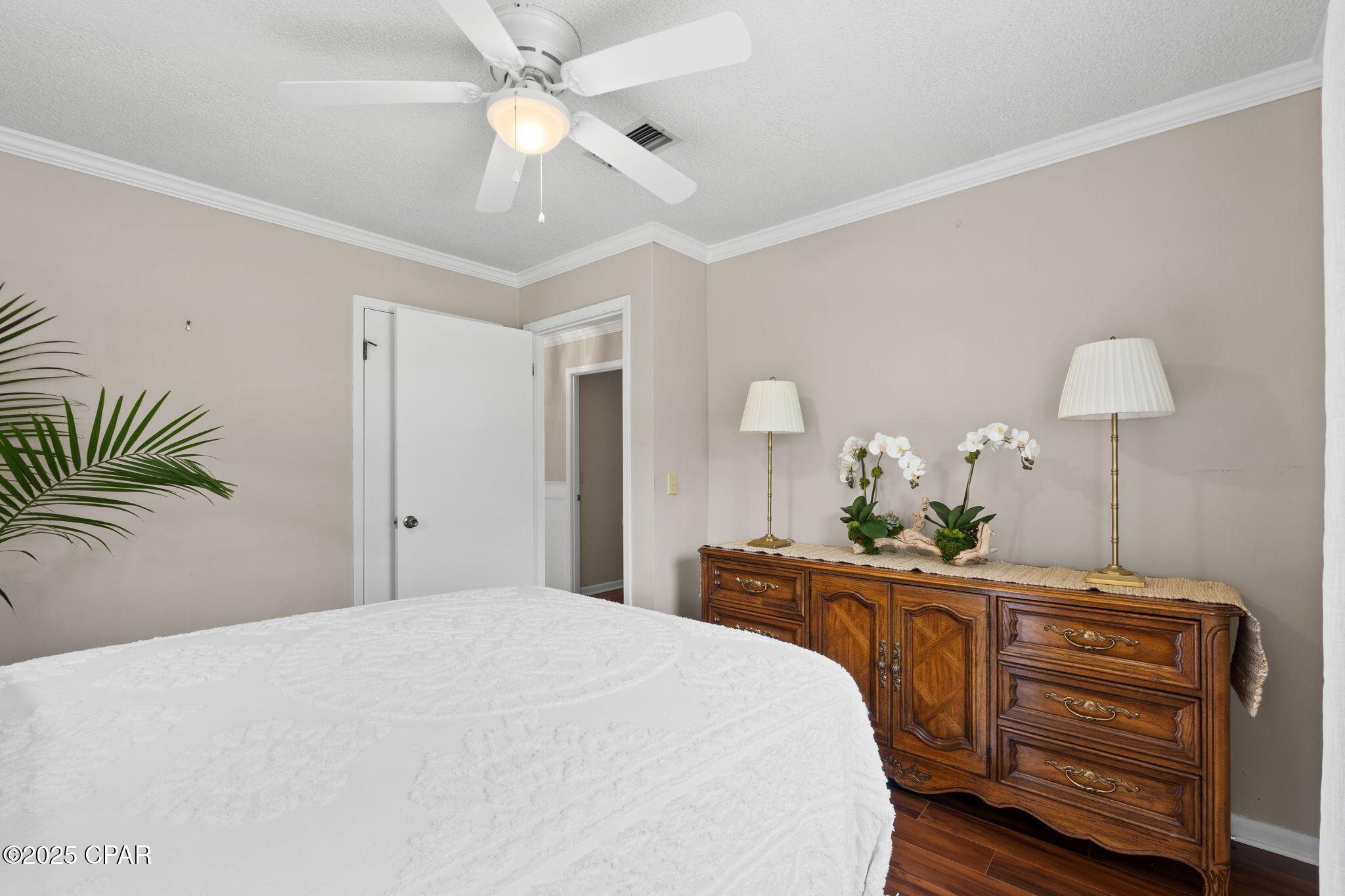 Santa Monica Beach - Residential