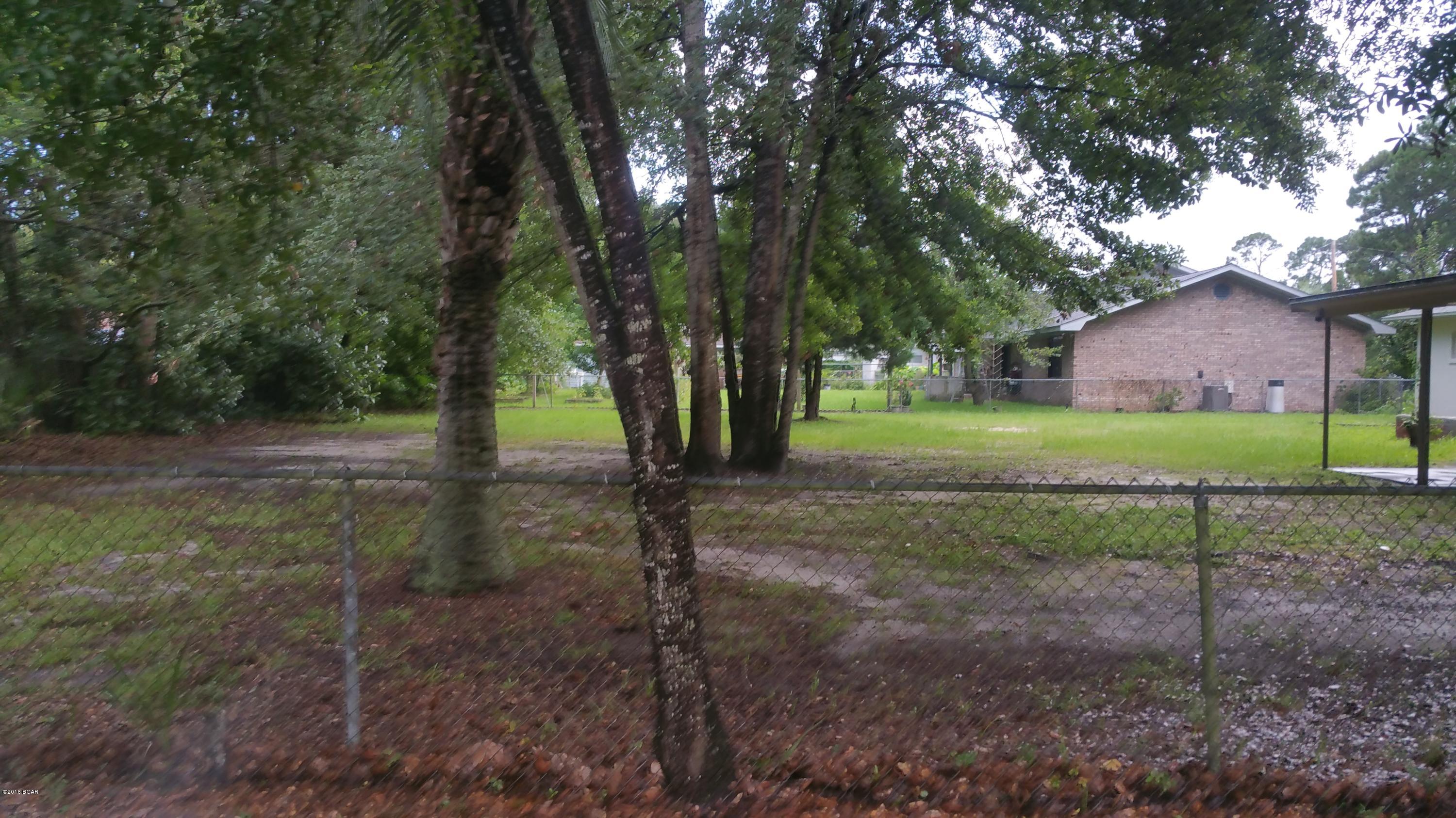 Bay Park Manor - Residential Lease