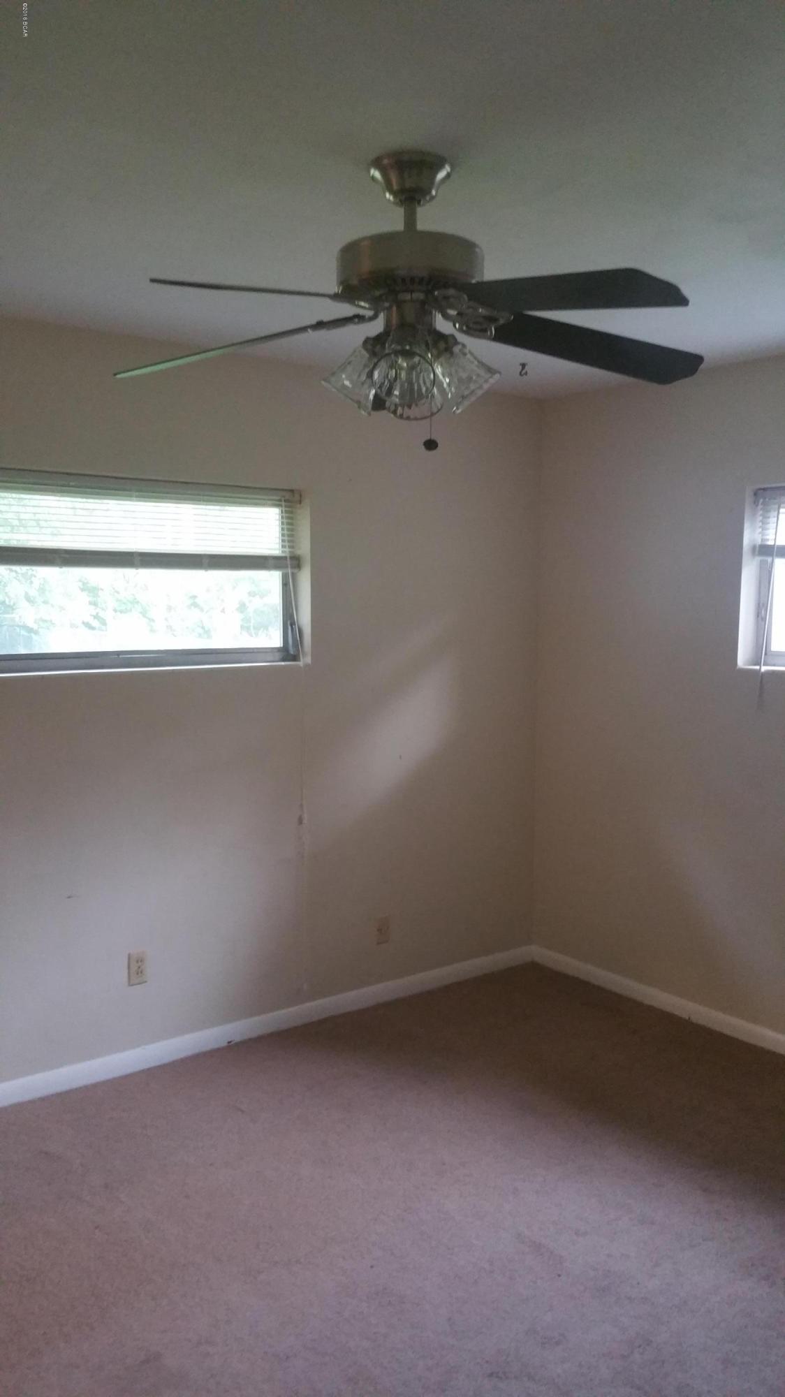 Bay Park Manor - Residential Lease