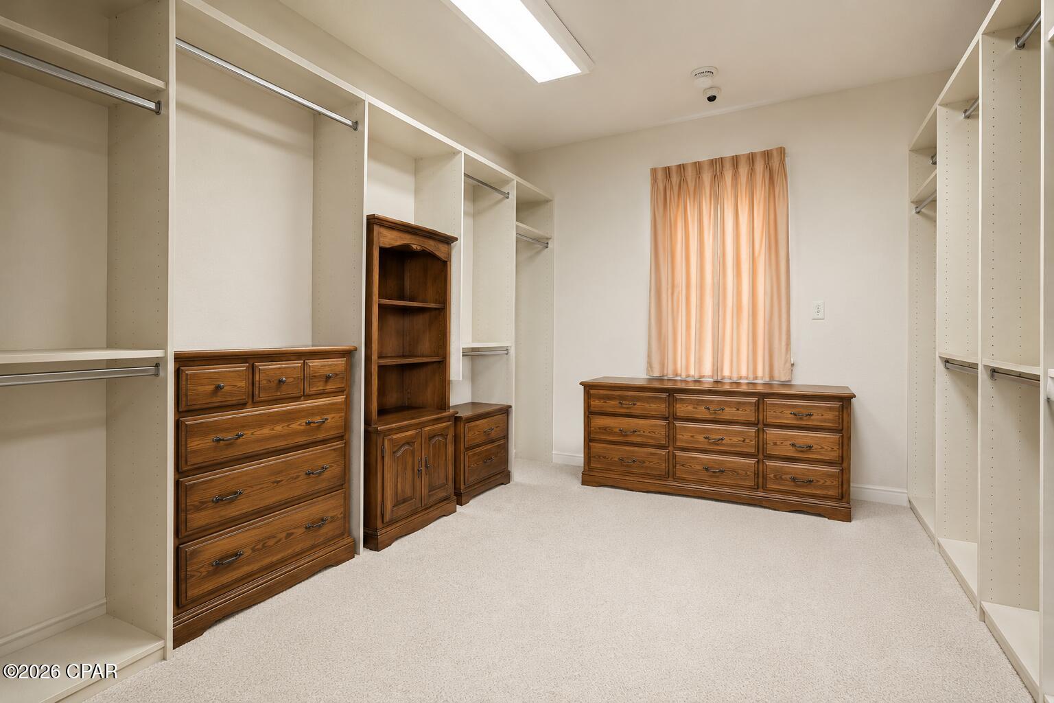Legend Lakes - Residential