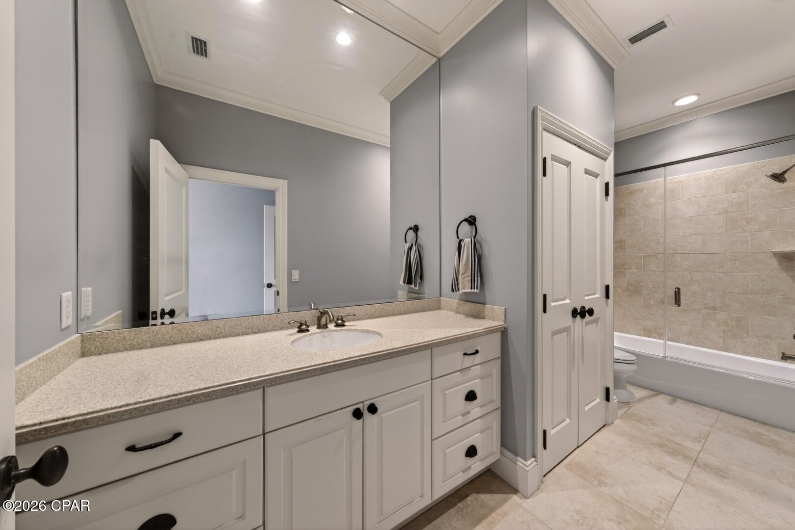 Legend Lakes - Residential