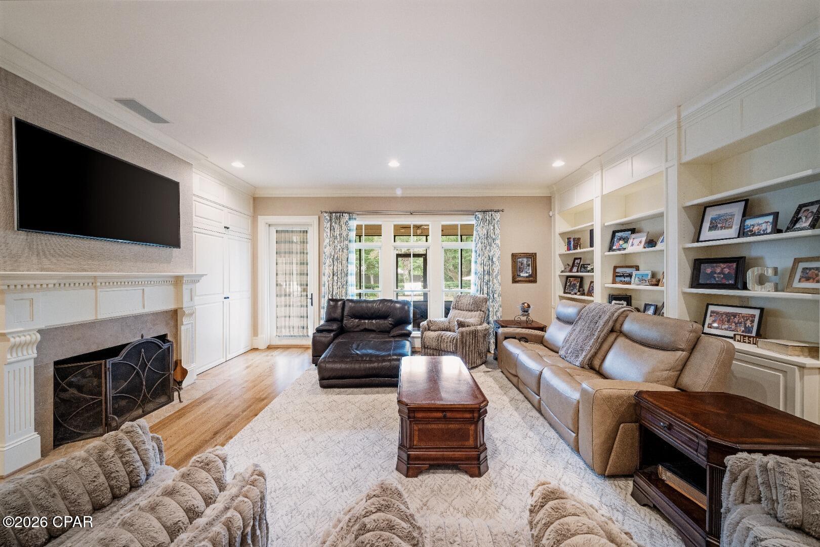 Legend Lakes - Residential