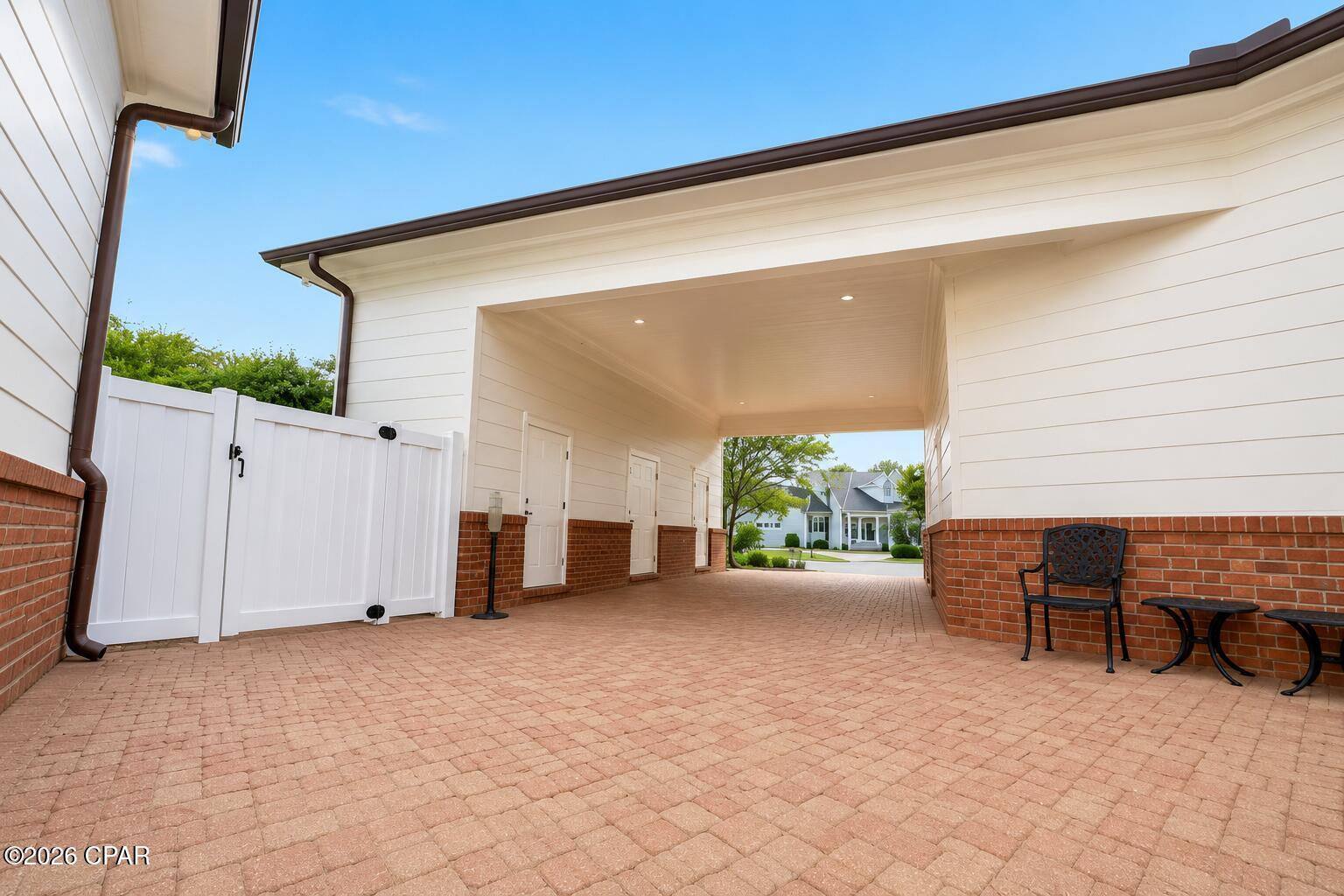 Legend Lakes - Residential
