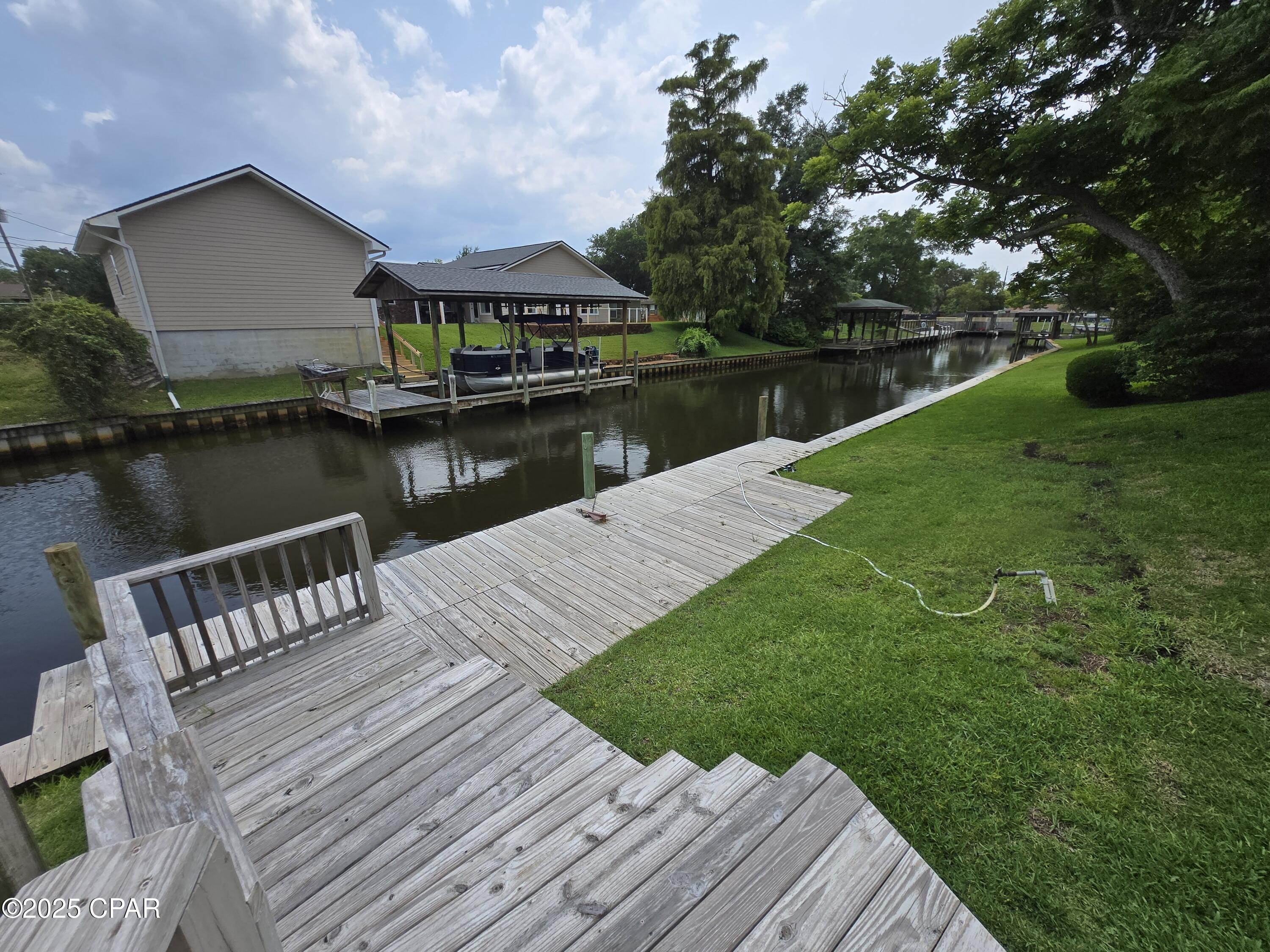 Pretty Bayou Replat - Residential