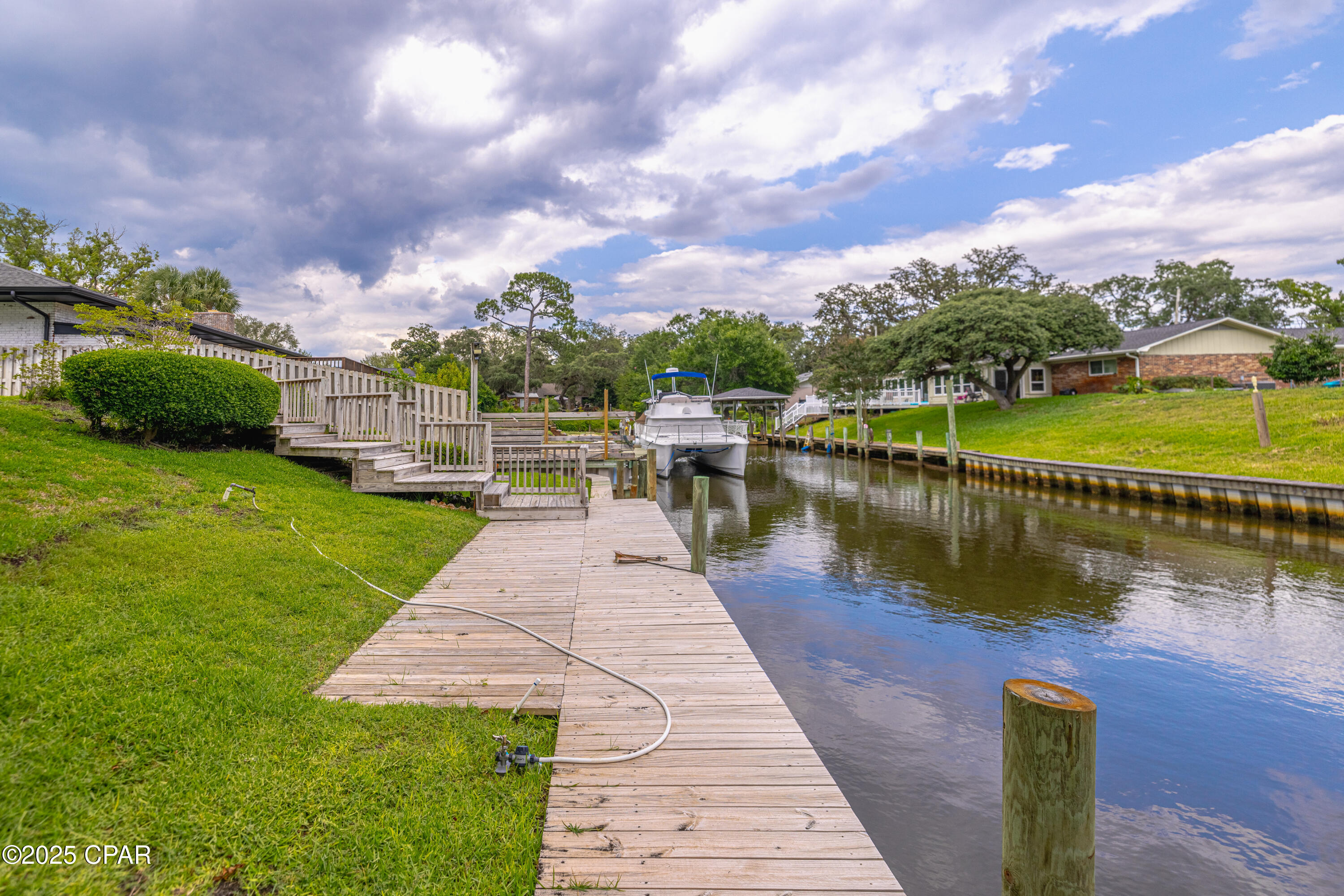 Pretty Bayou Replat - Residential