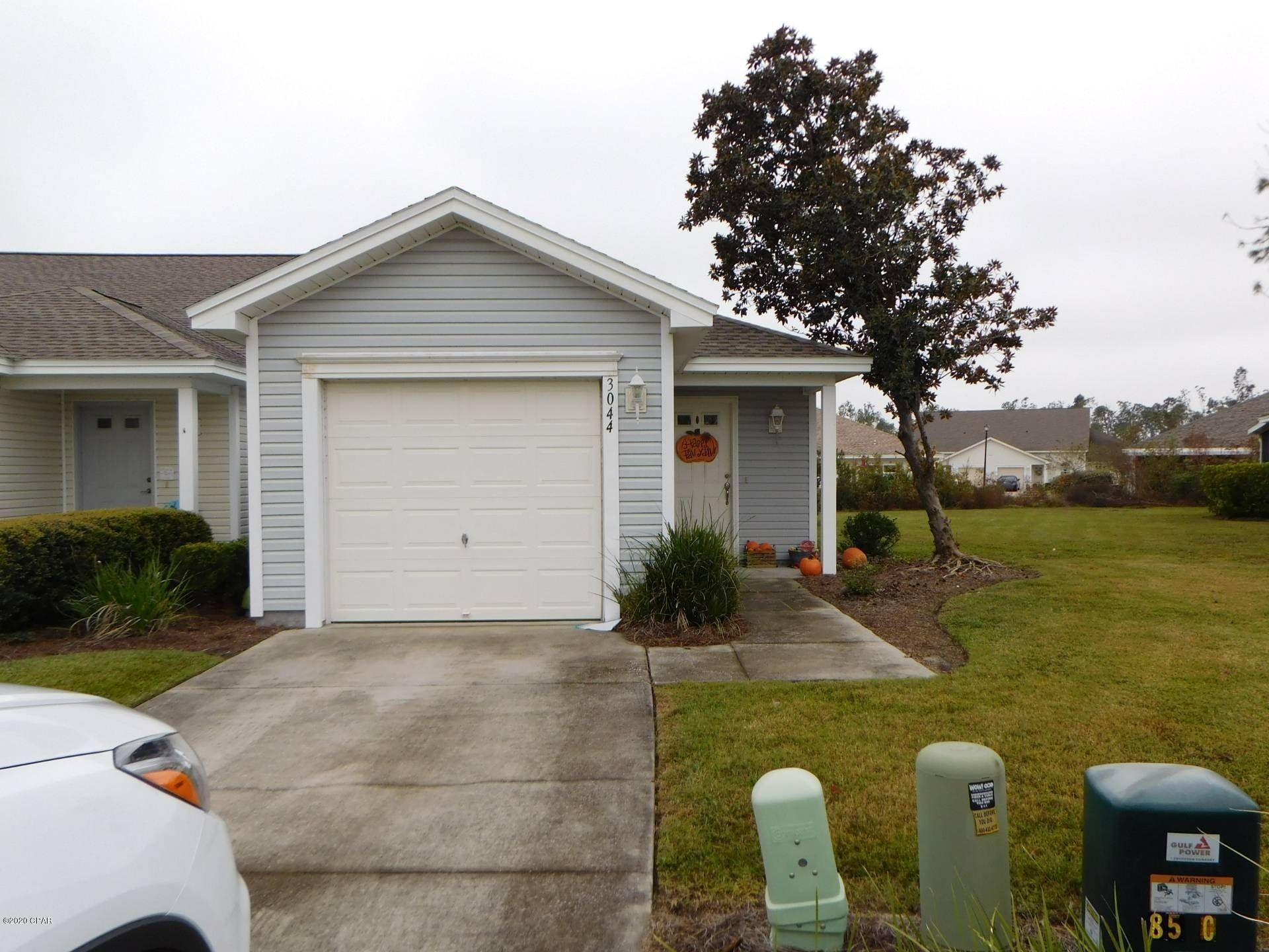 *1/2 off deposit for active military and first responders*



This townhome offers 2 Bedrooms and 2 Baths, Kitchen features a breakfast bar, equipped with a washer/dryer connection, screened in porch, and a 1 car garage.



*No Pets*